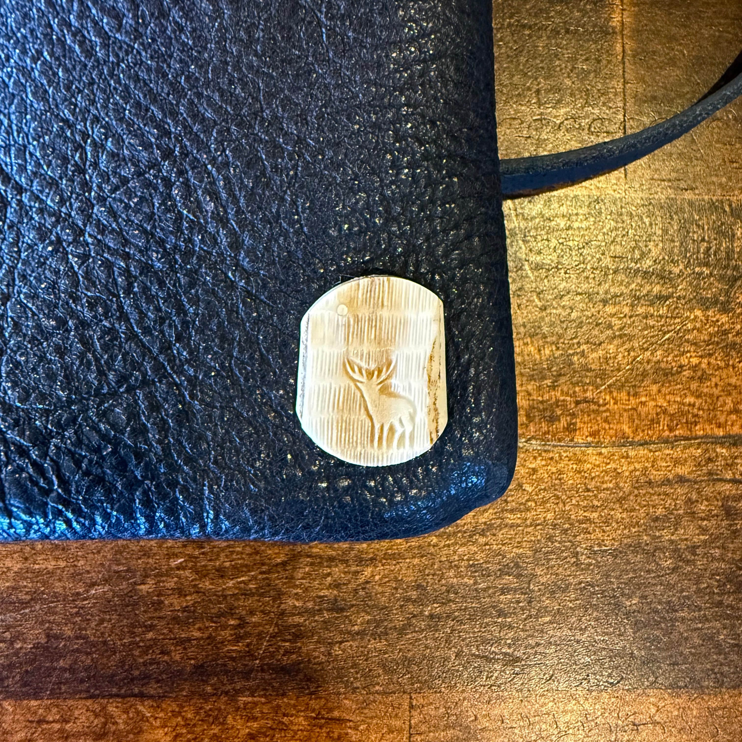 サコッシュ・京鹿革×屋久鹿のツノ(ブラック)