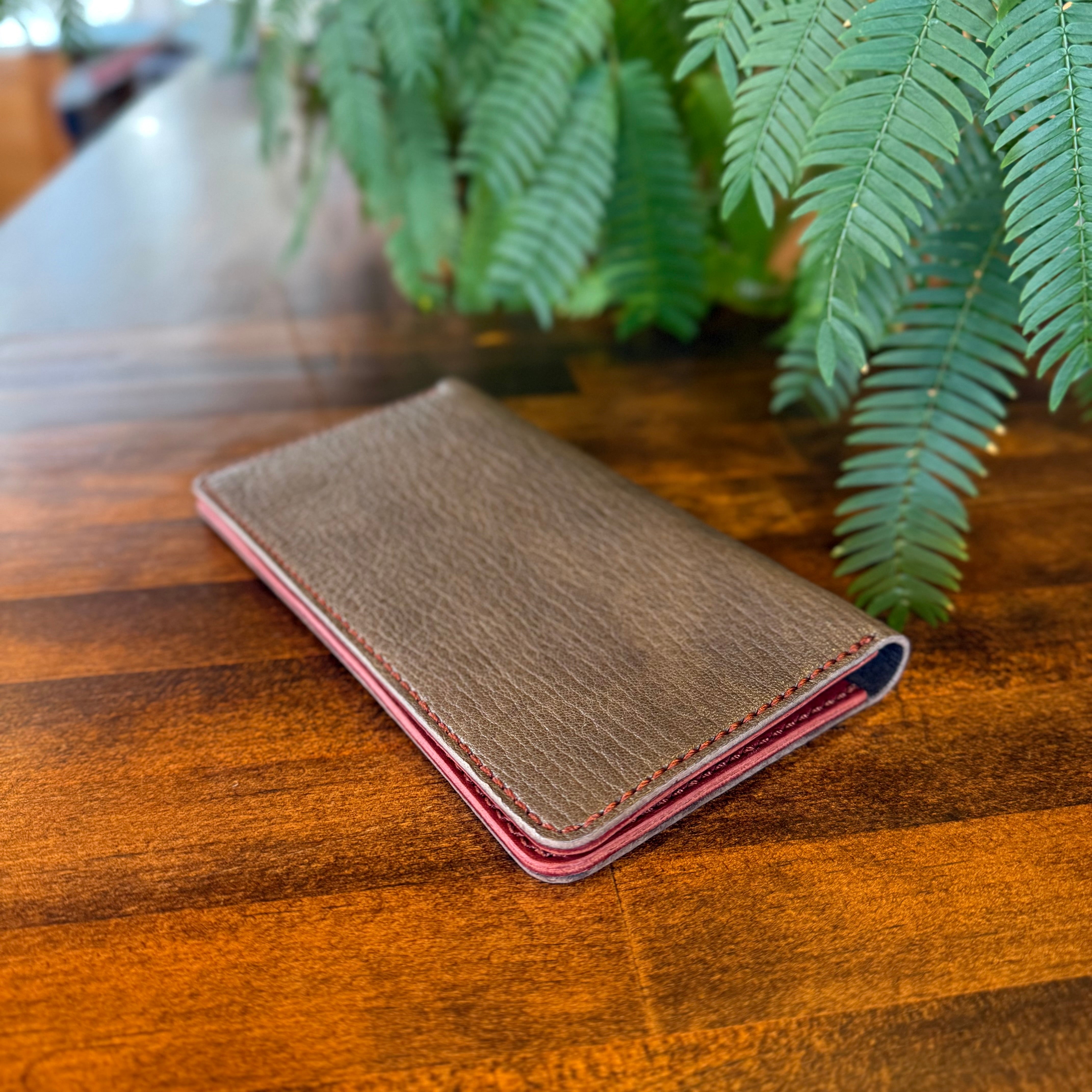 【屋久鹿革】スマートウォレット(カーキ×ワイン)