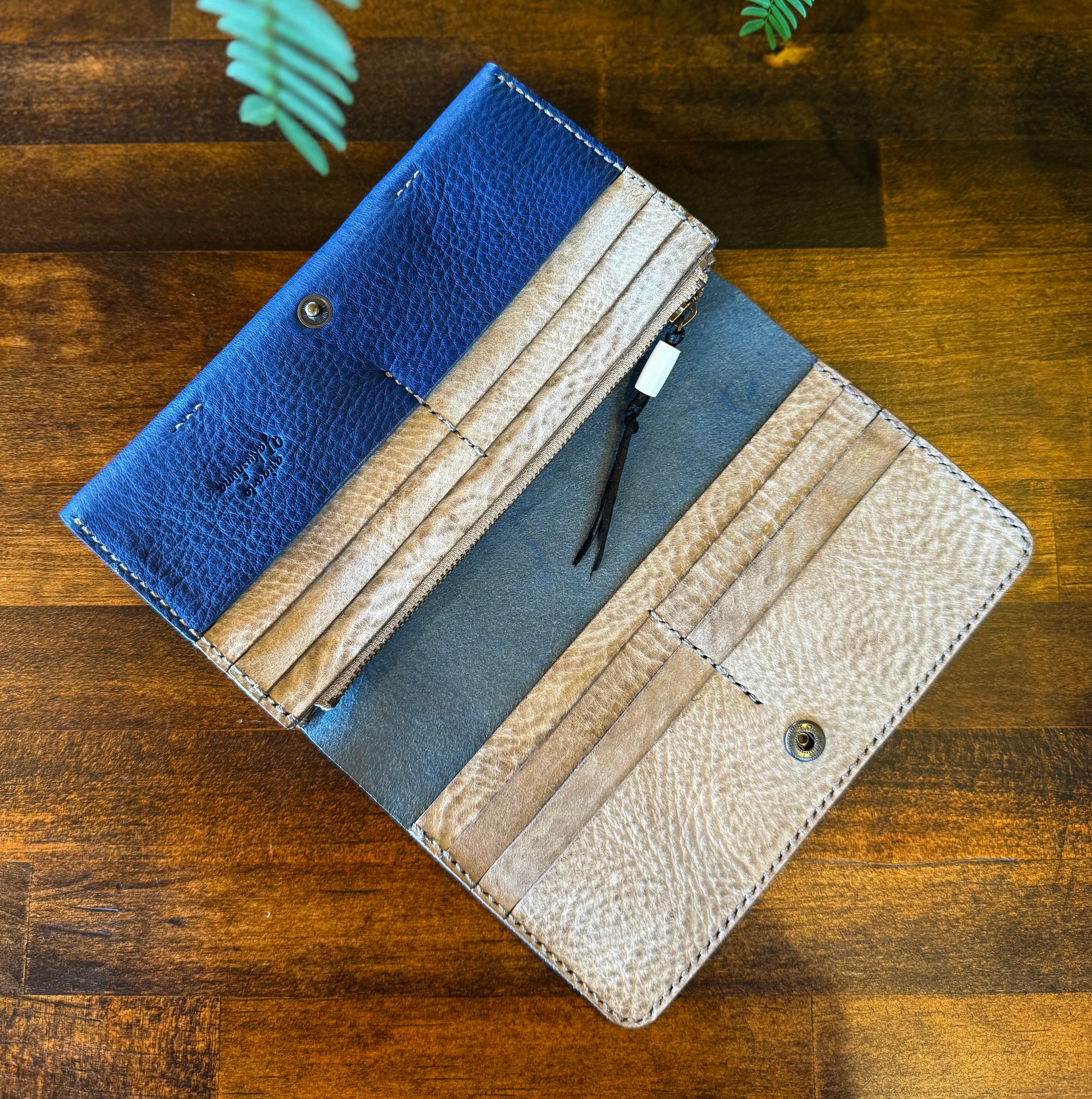 【蝦夷鹿革】『深海』長財布