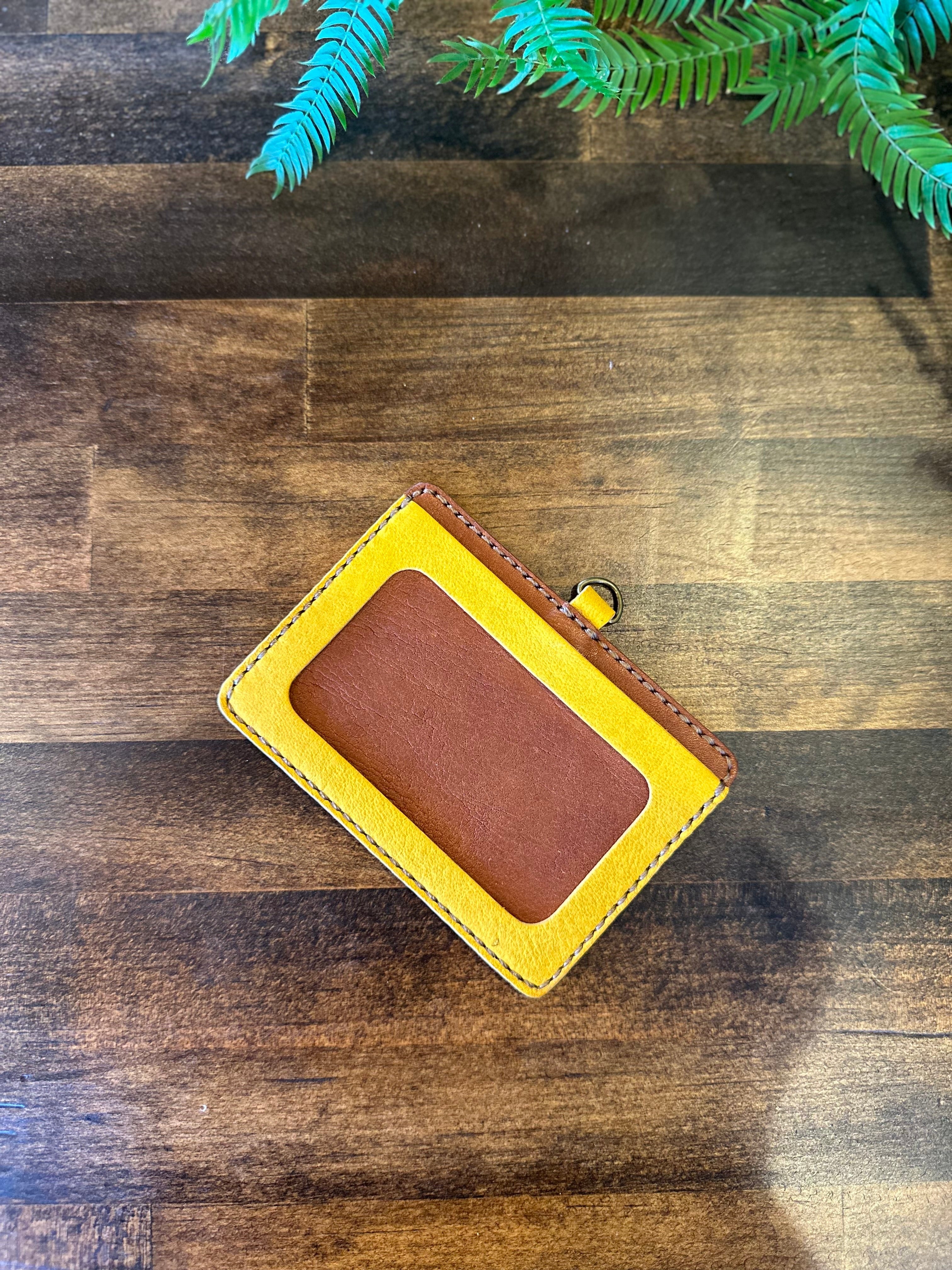 Employee ID case, khaki x brown (Yakushika leather x Tochigi leather)