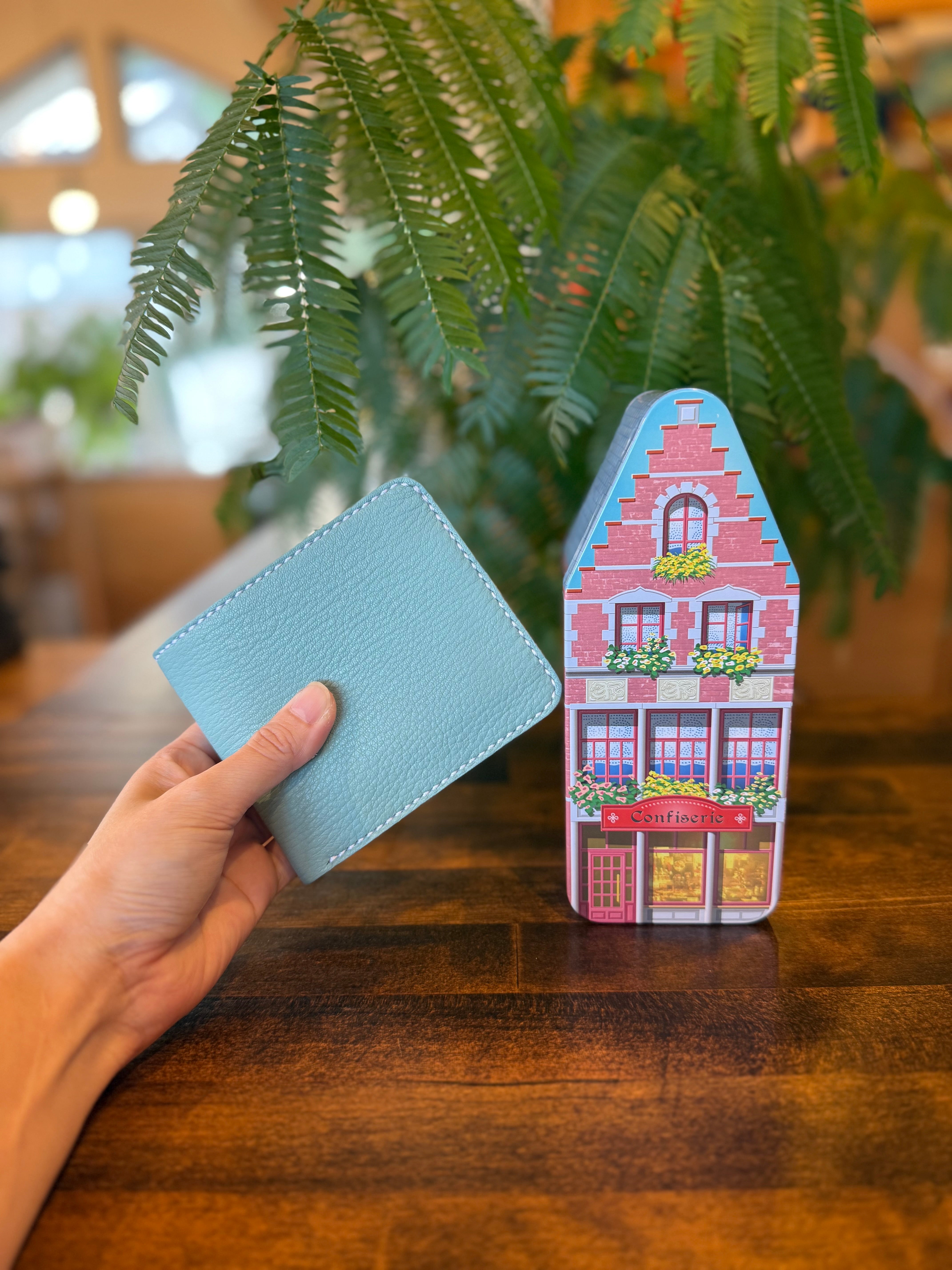 【屋久鹿革】二つ折り財布(ベルギー・ブルージュ)【1点物】