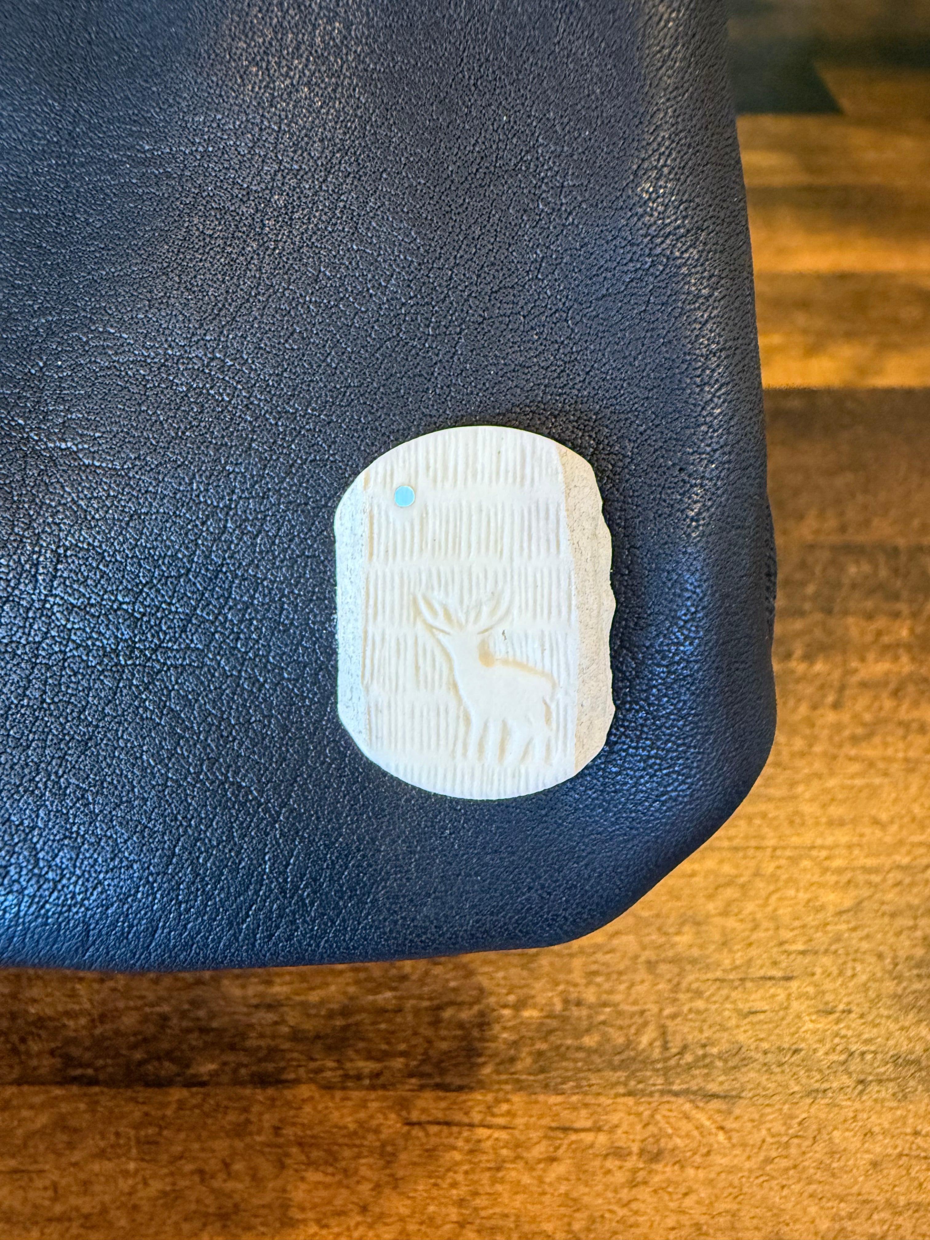 Smartphone pouch - Tochigi leather x Yaku deer leather (black)