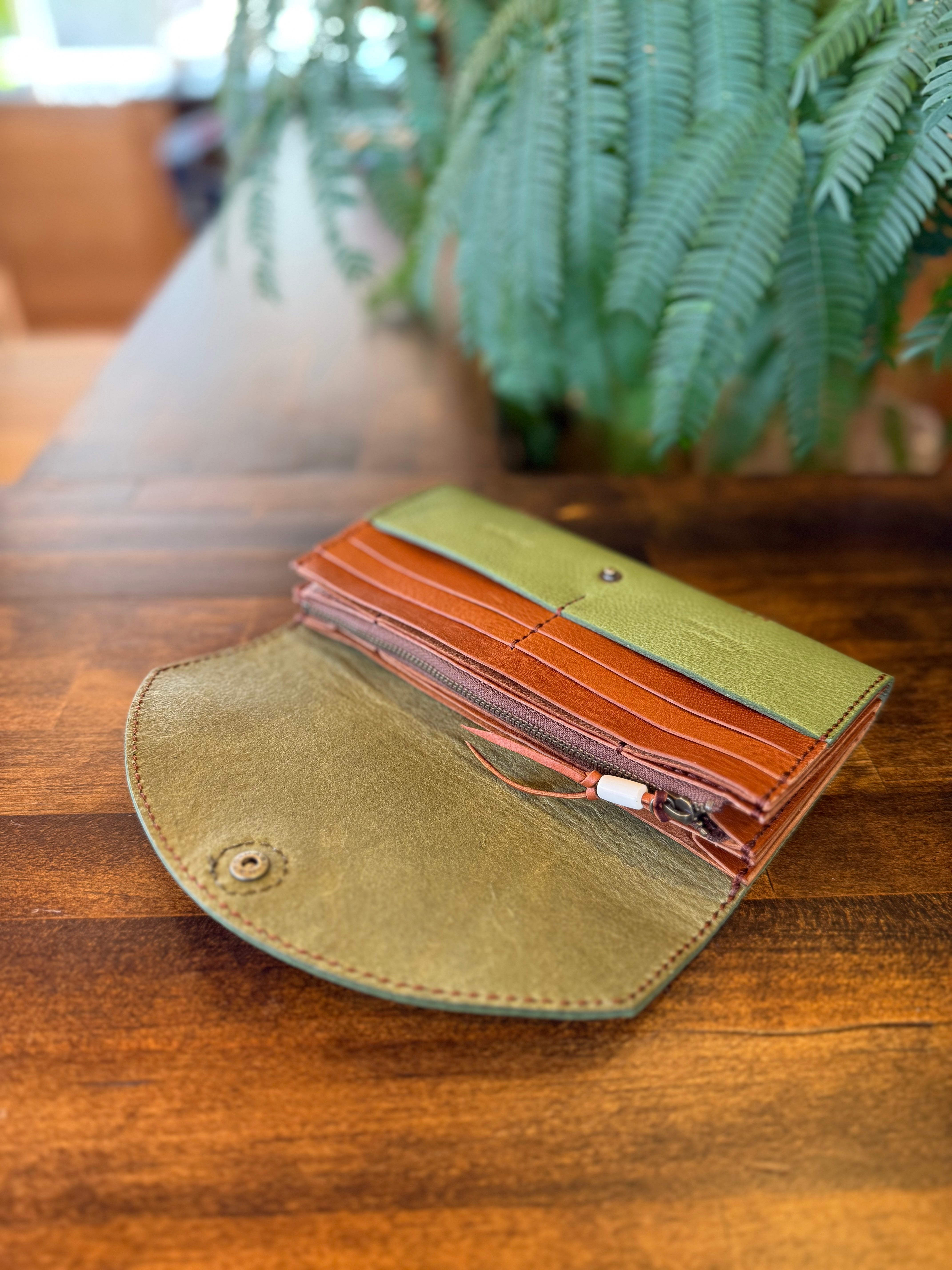 【屋久鹿革】ヤクシカと三日月のロングウォレット【受注生産】