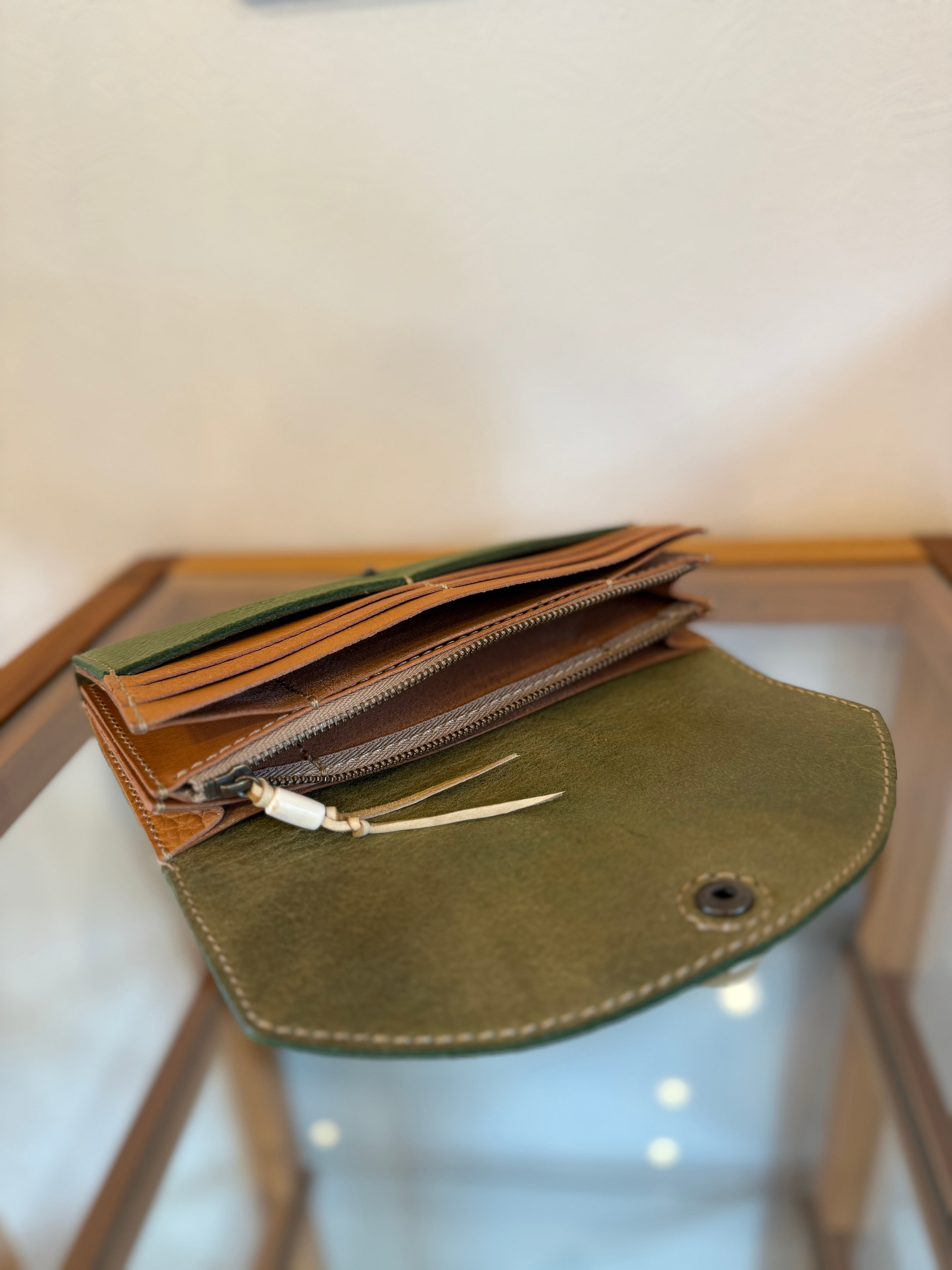 ヤクヤモリのロングウォレット