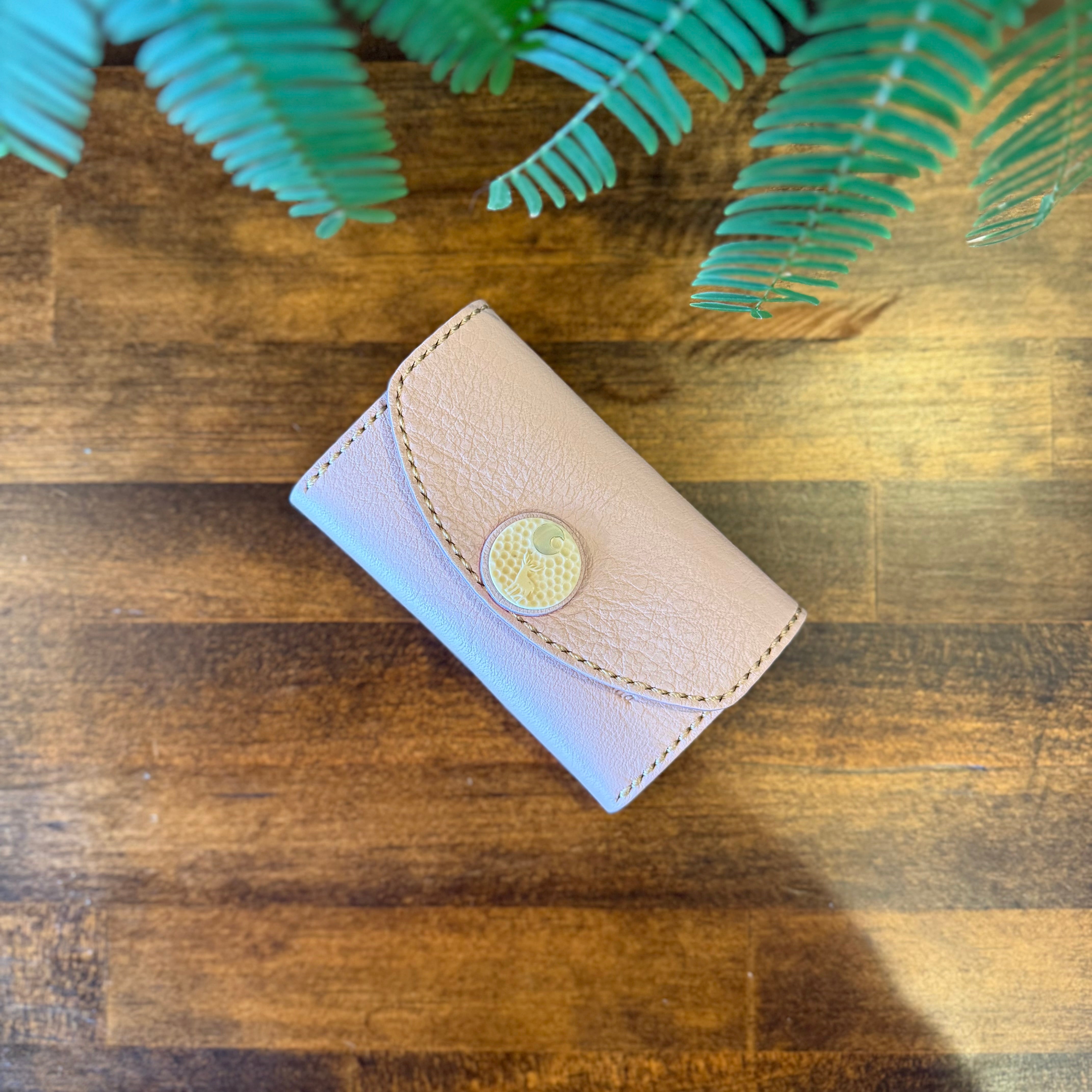 Wallet business card holder (Horns with Yakushika relief and luminous shell crescent moon)