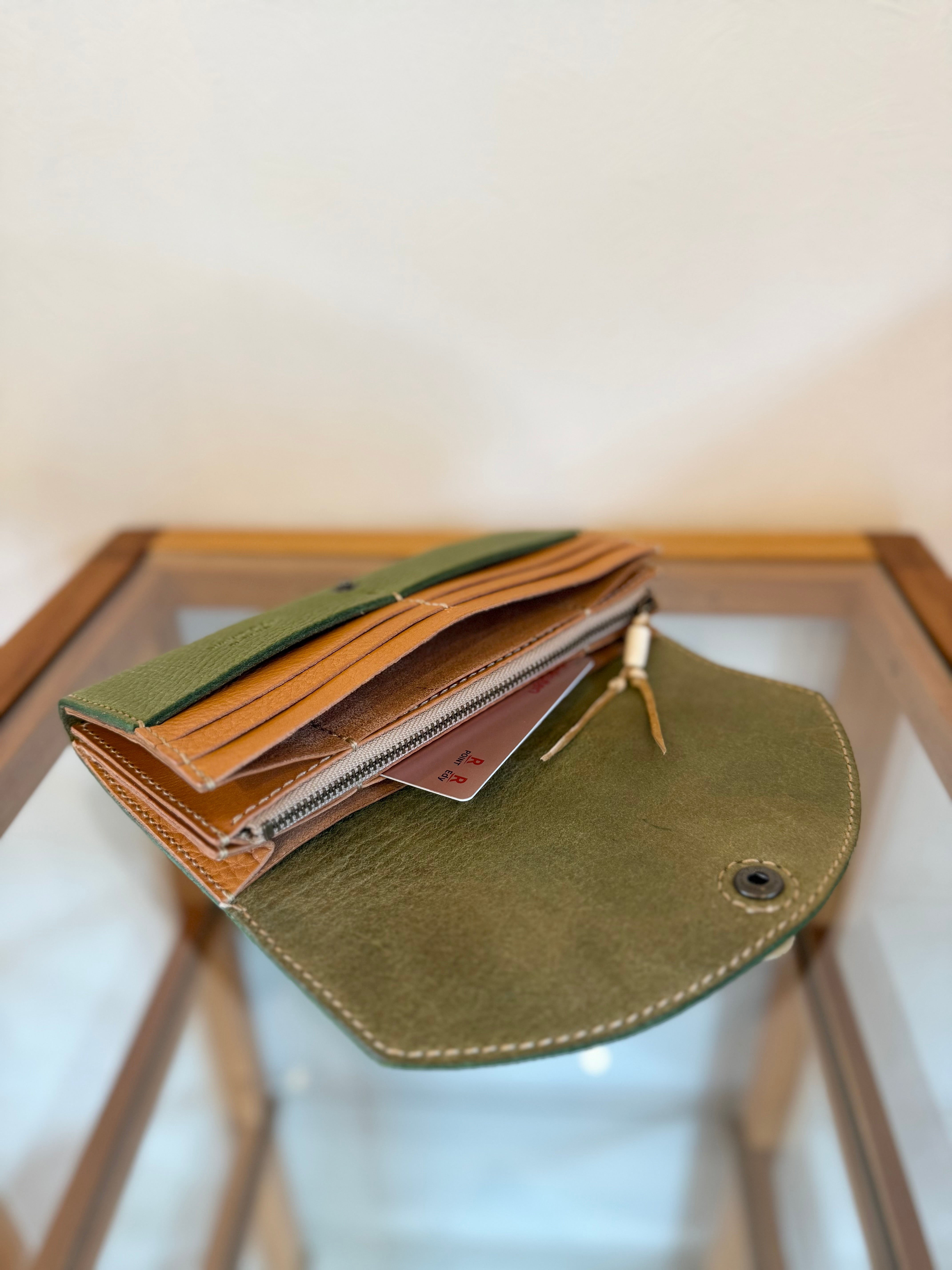 ヤクヤモリのロングウォレット