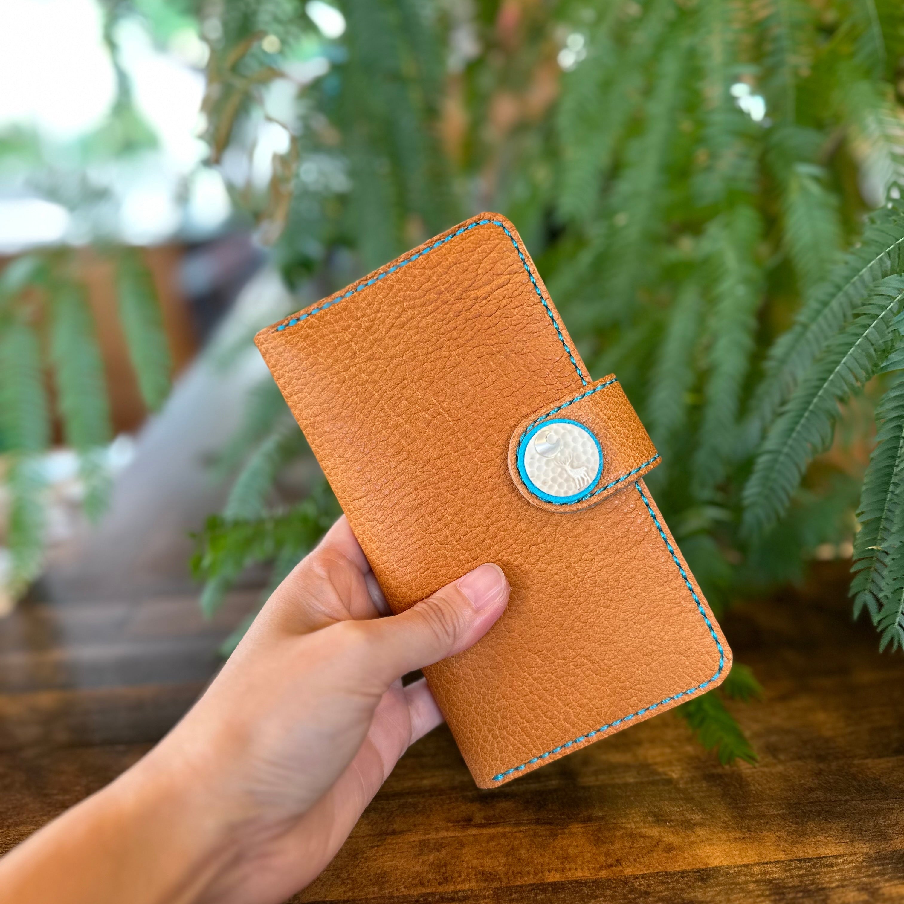 Semi-custom iPhone and smartphone cases