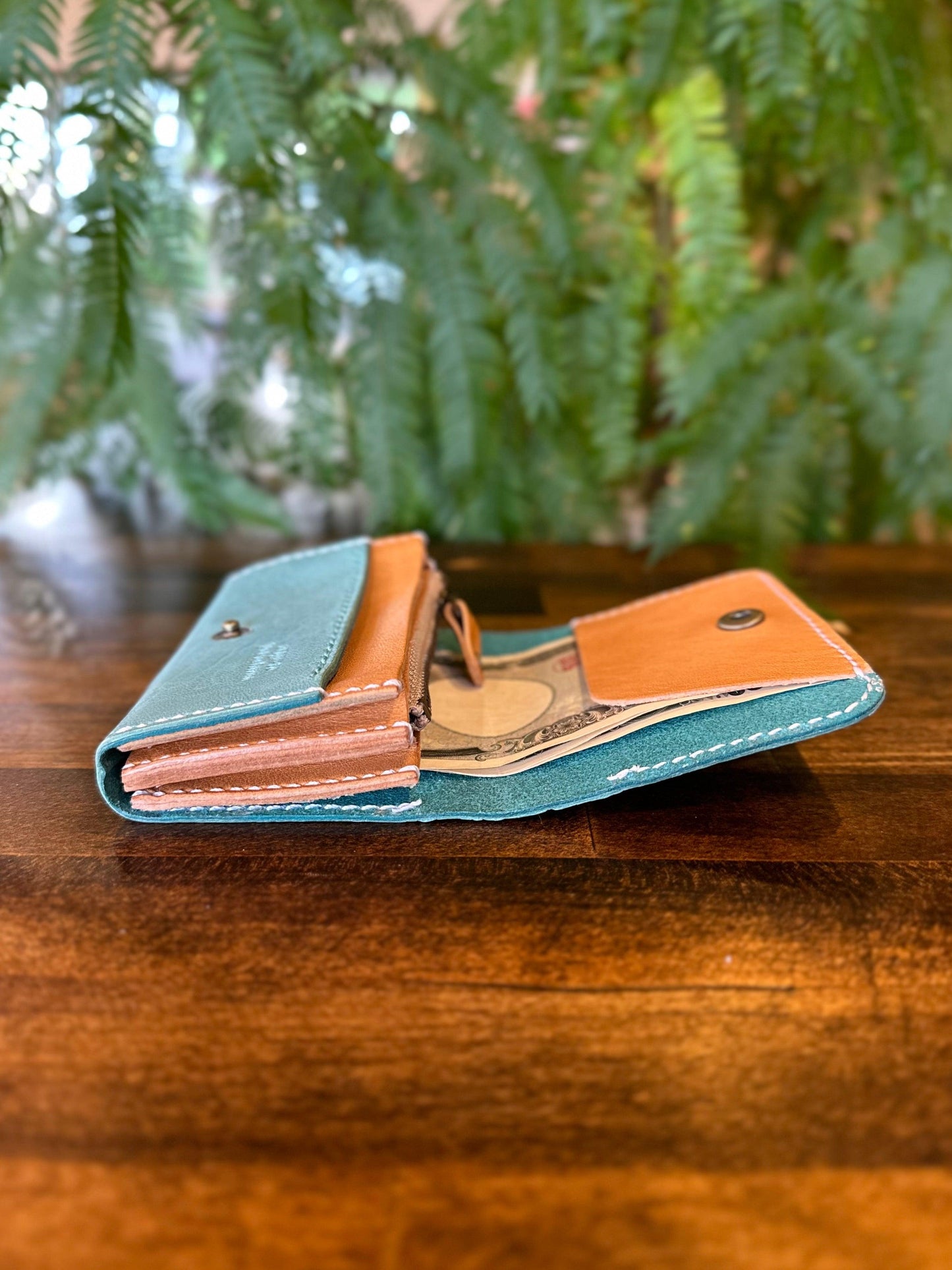 Small wallet (turquoise x light camel)