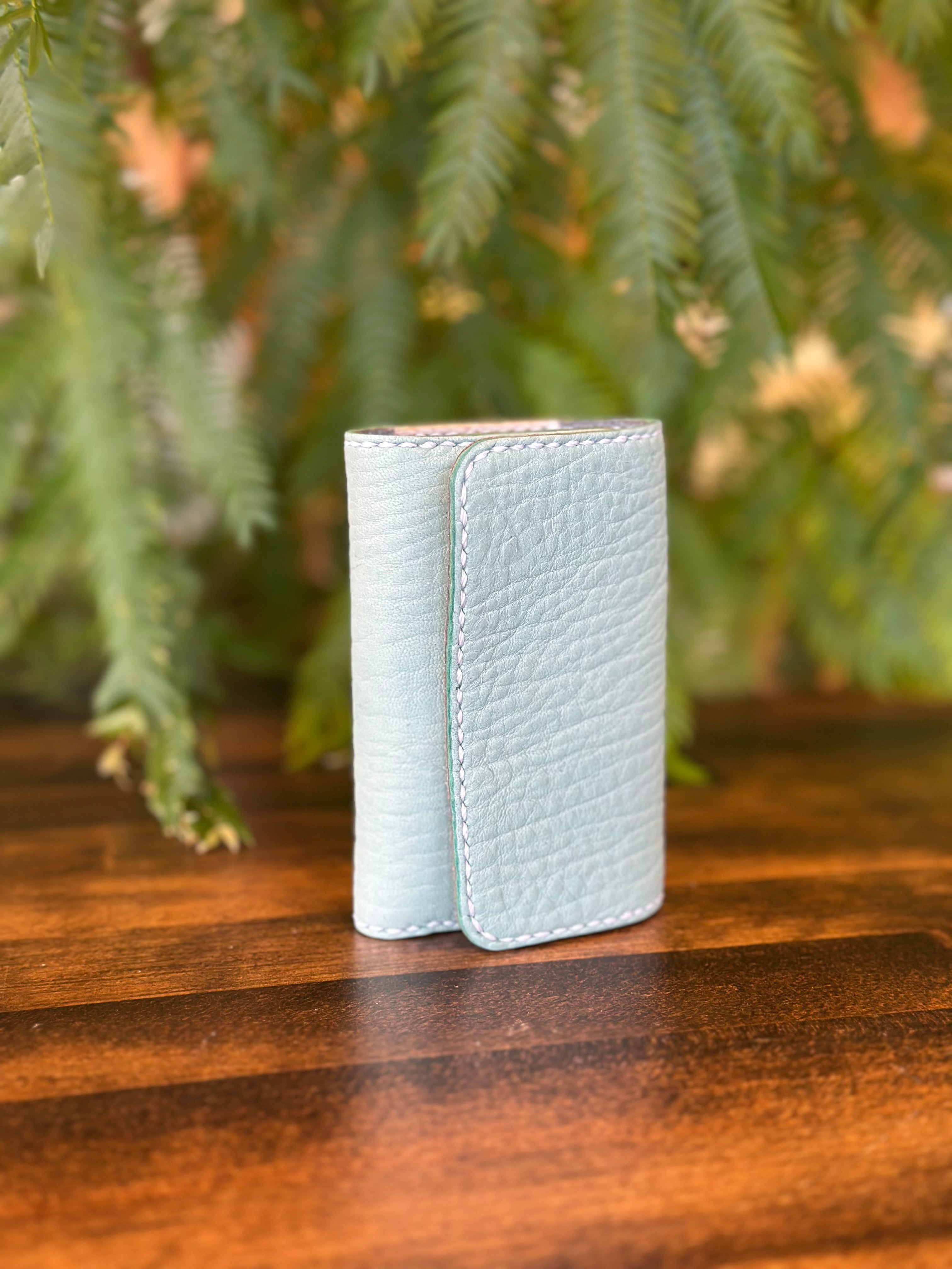 【屋久鹿革】おさいふキーケース(ターコイズ×ホワイト)