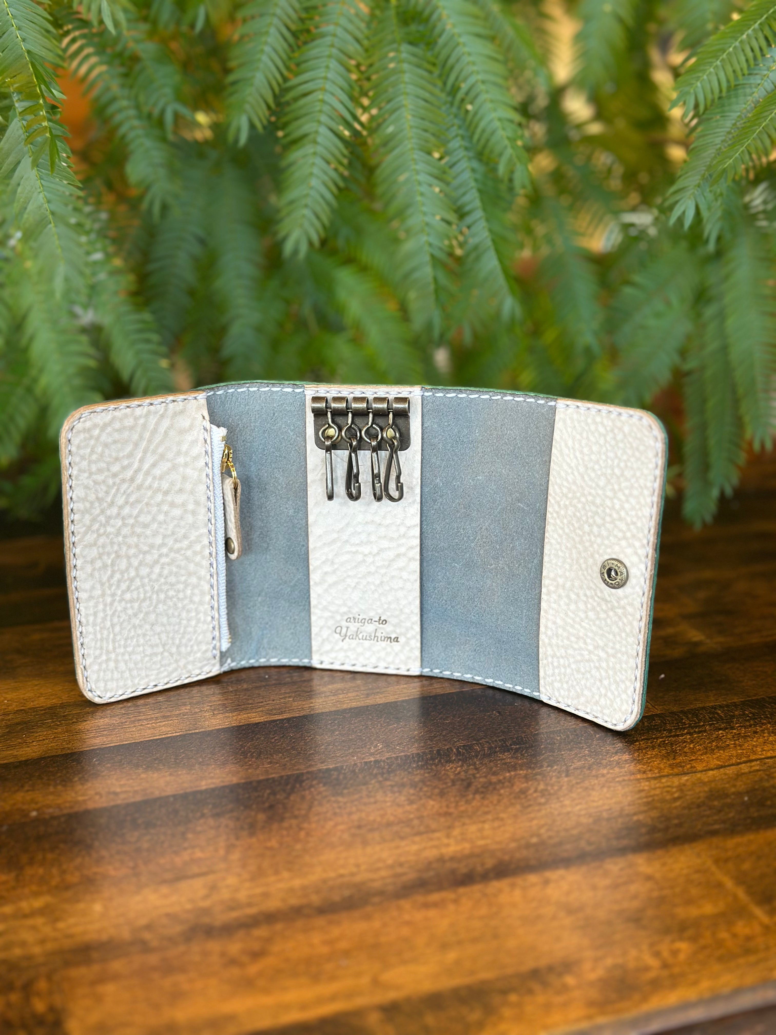 【屋久鹿革】おさいふキーケース(ターコイズ×ホワイト)