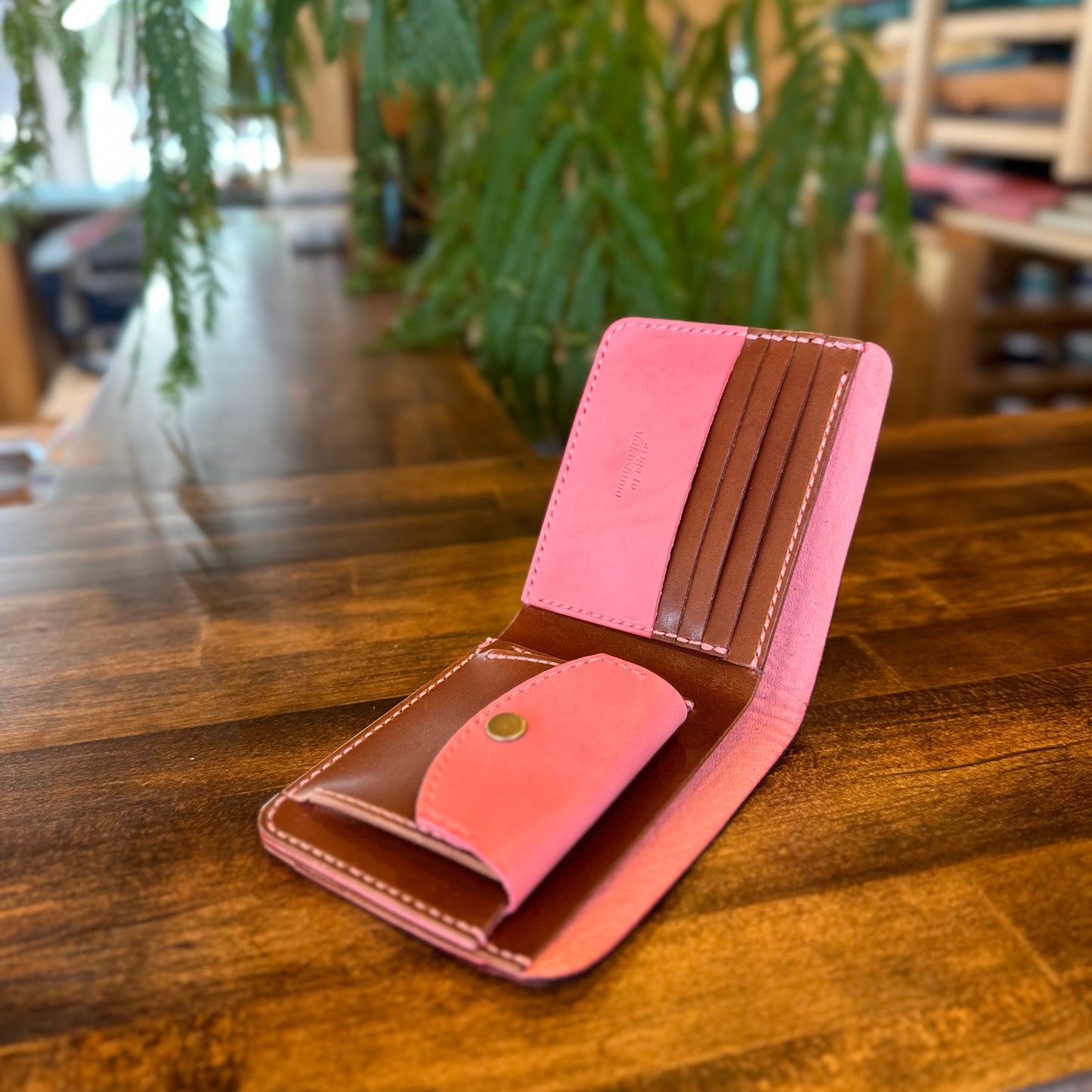 Bi-fold wallet (Apollo Chocolate)