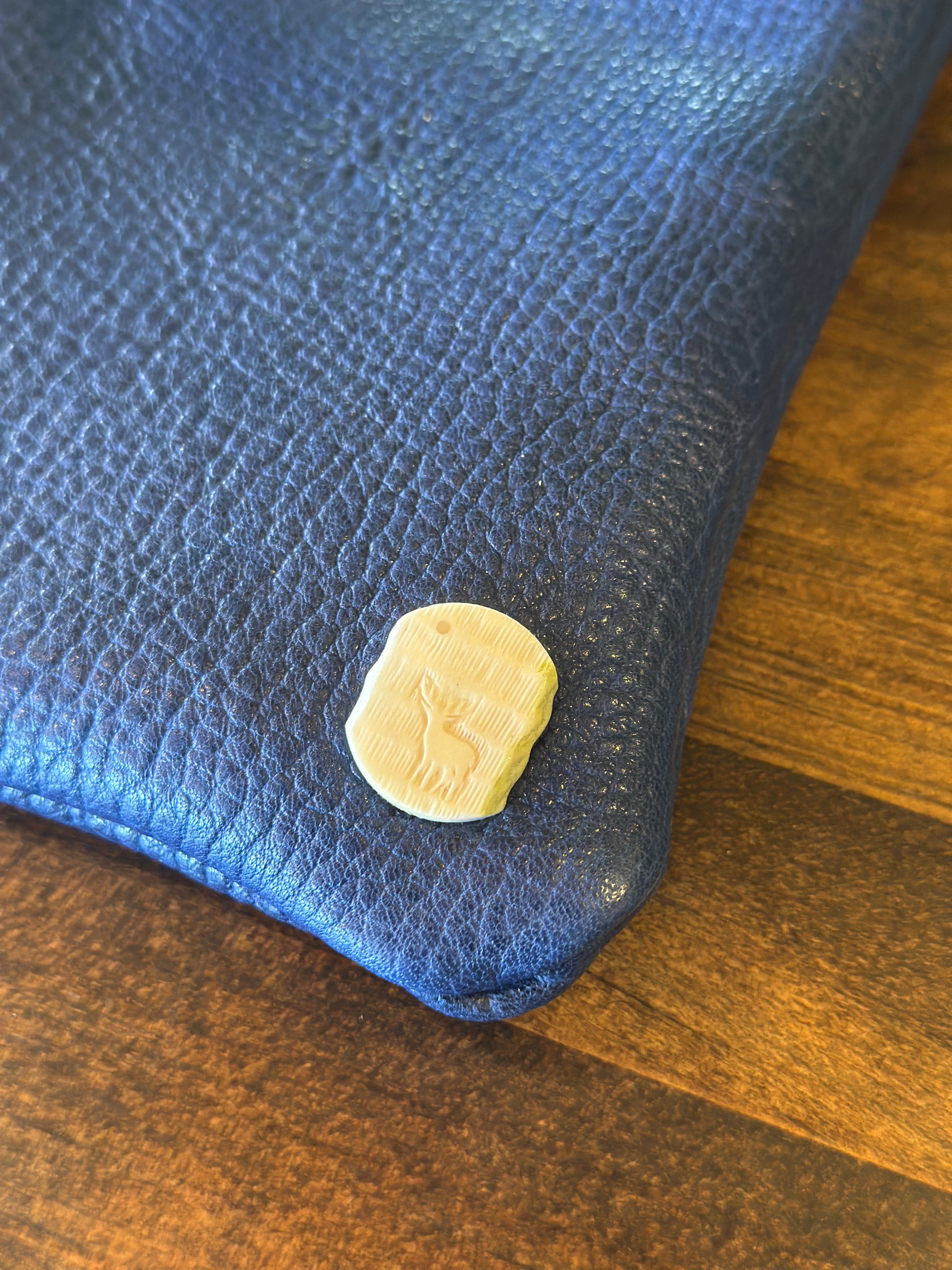 サコッシュ・京鹿革×屋久鹿のツノ(ブルー)