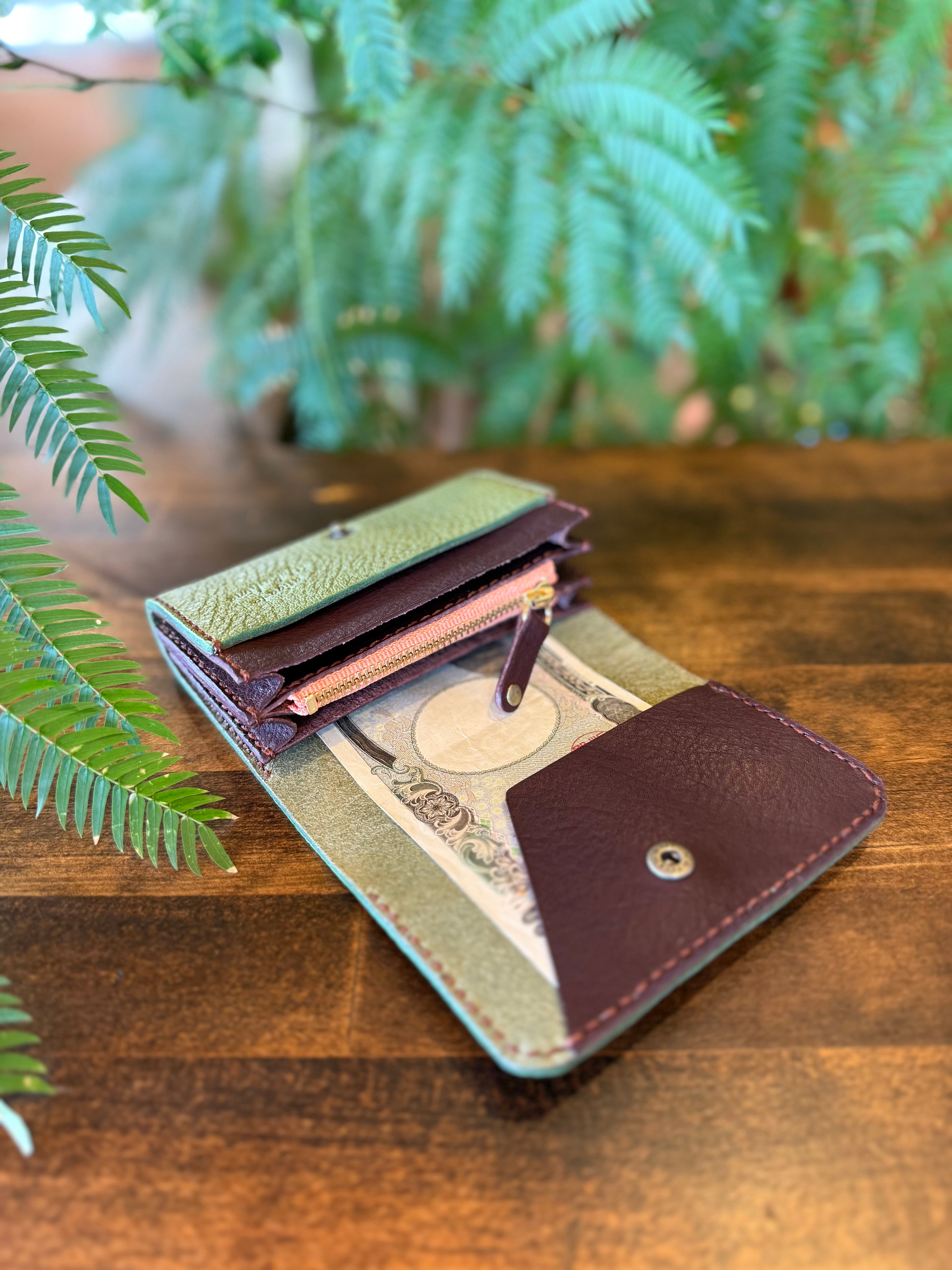 【苔×ワイン】自然の色を楽しむ、特別なお財布ができました
