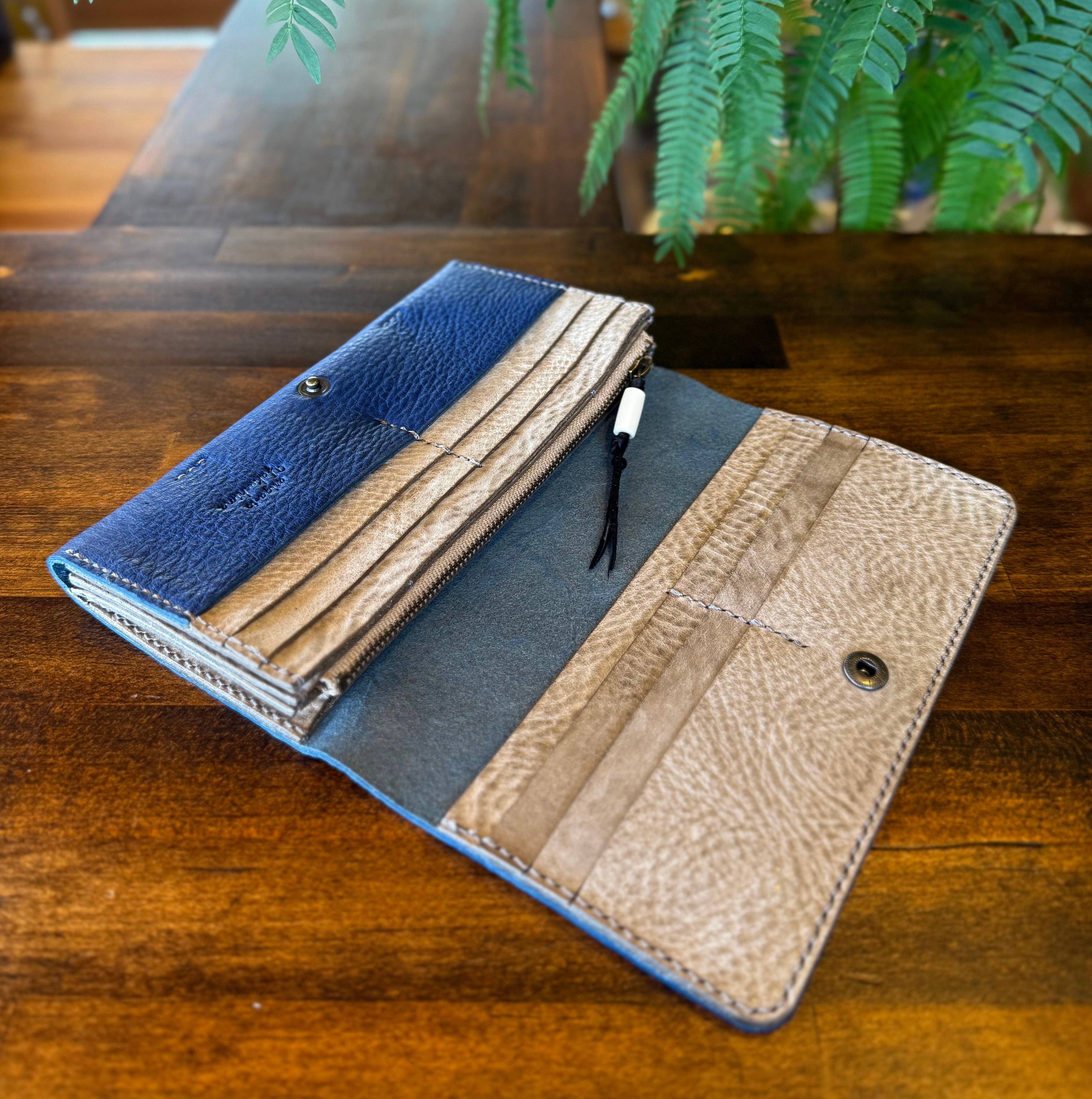 【蝦夷鹿革】『深海』長財布