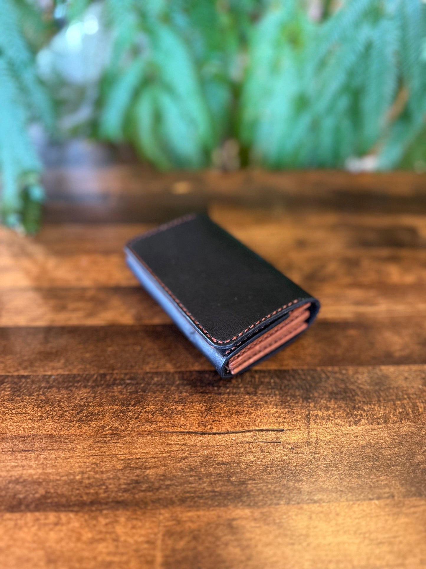 Small wallet (black x brown)