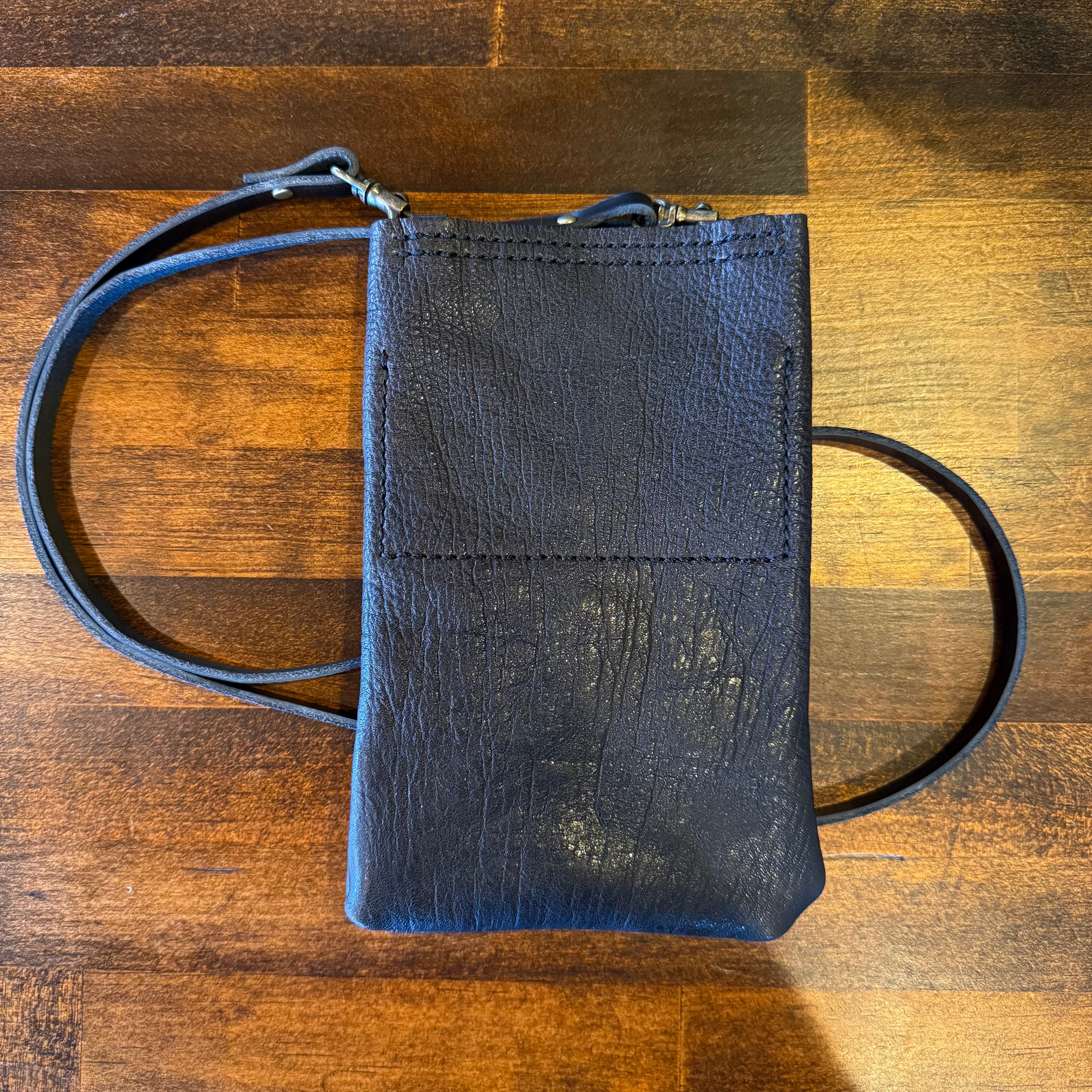 サコッシュ・京鹿革×屋久鹿のツノ（ブラック）