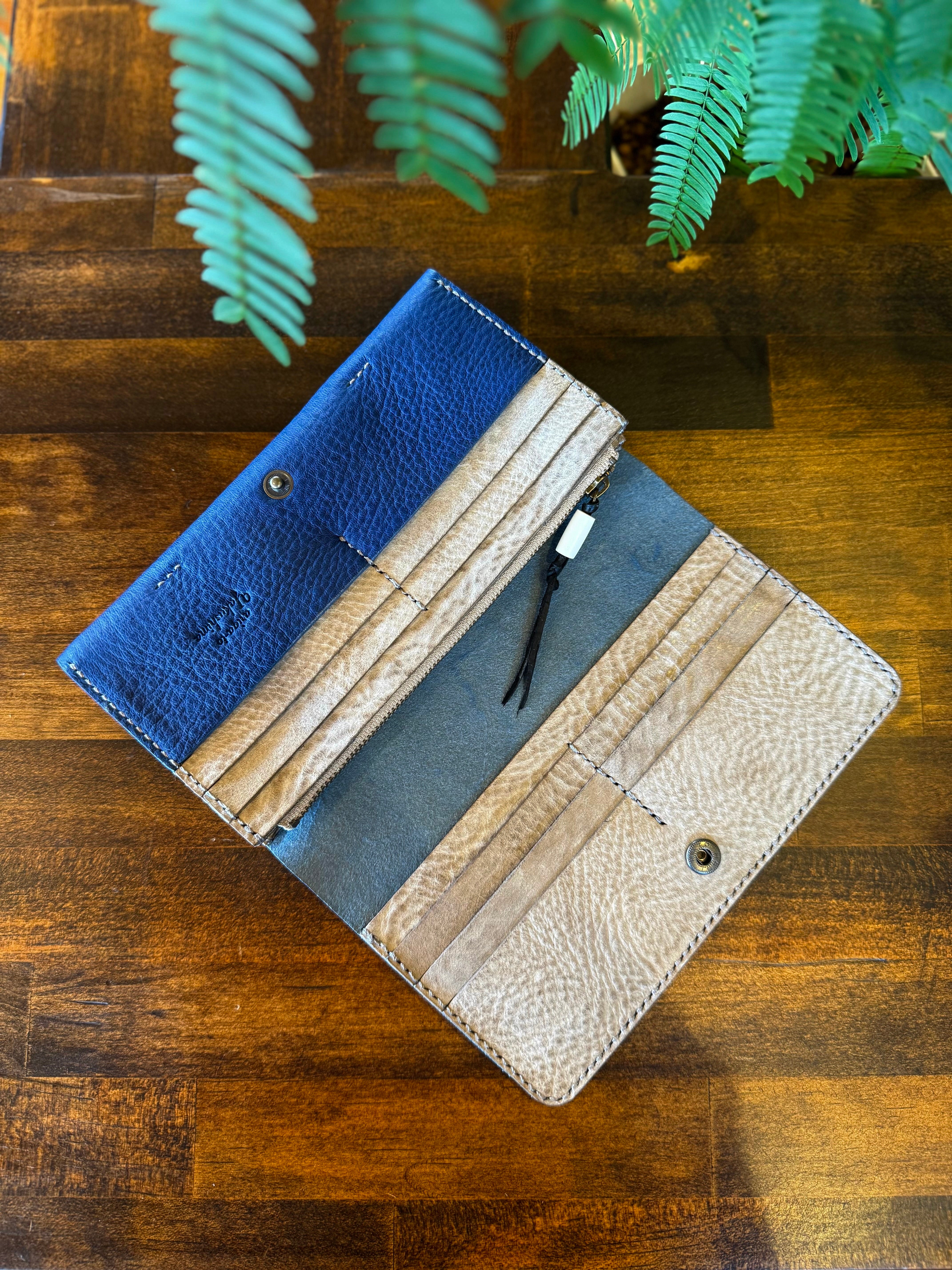 【蝦夷鹿革】『深海』長財布