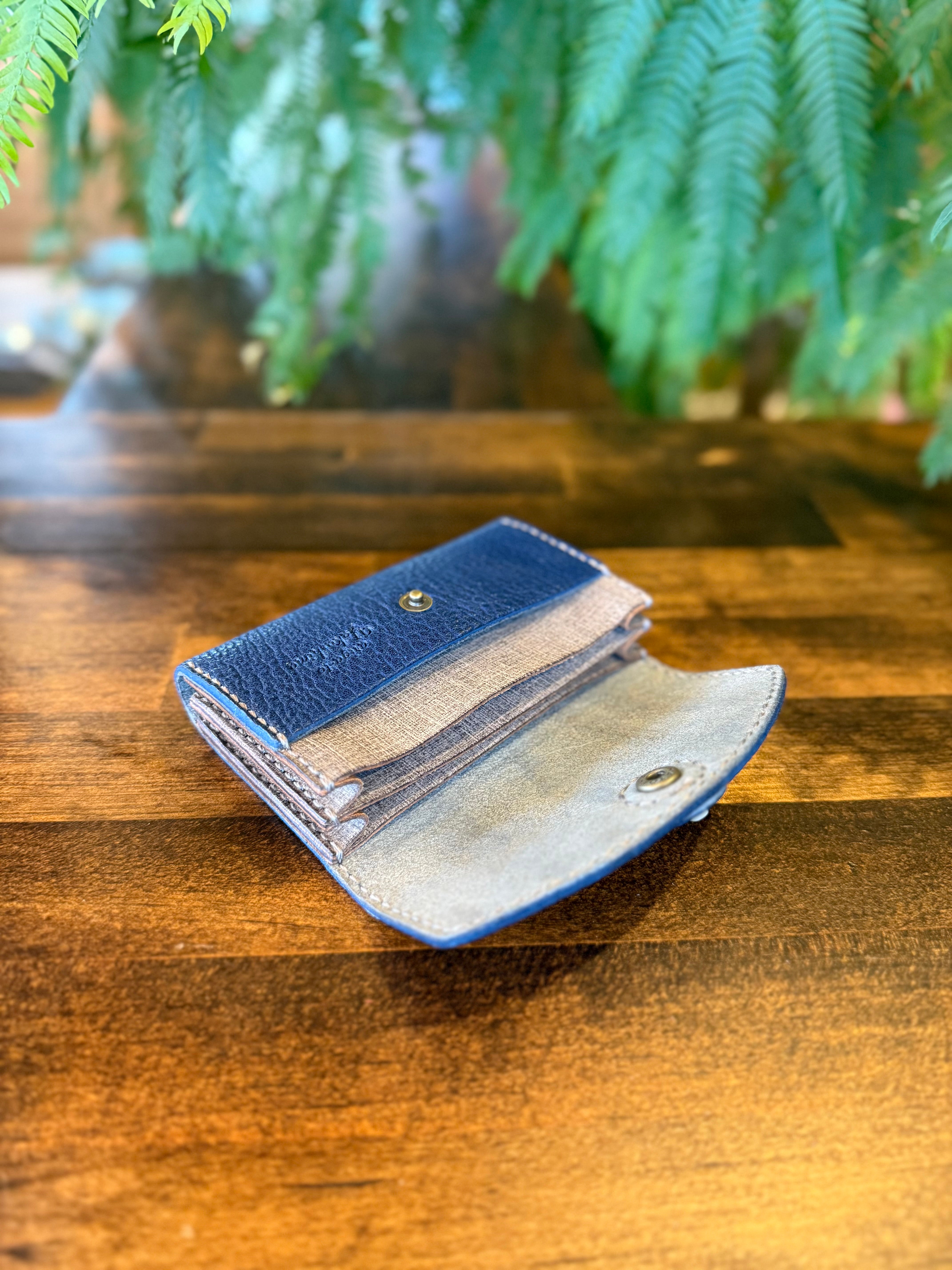 【京鹿革】おさいふ名刺入れ (ウミガメ・ブルー)