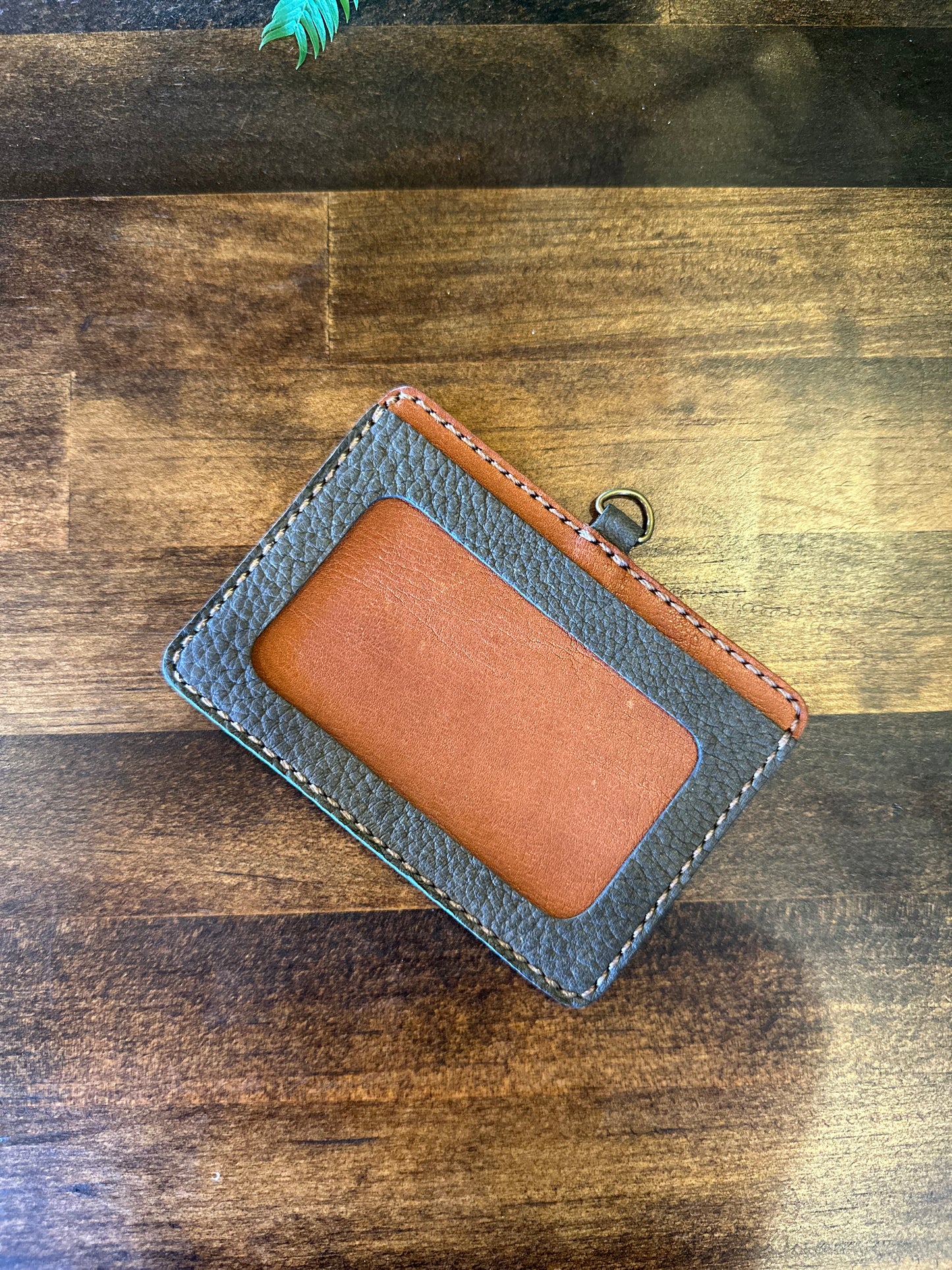 Employee ID case, khaki x brown (Yakushika leather x Tochigi leather)