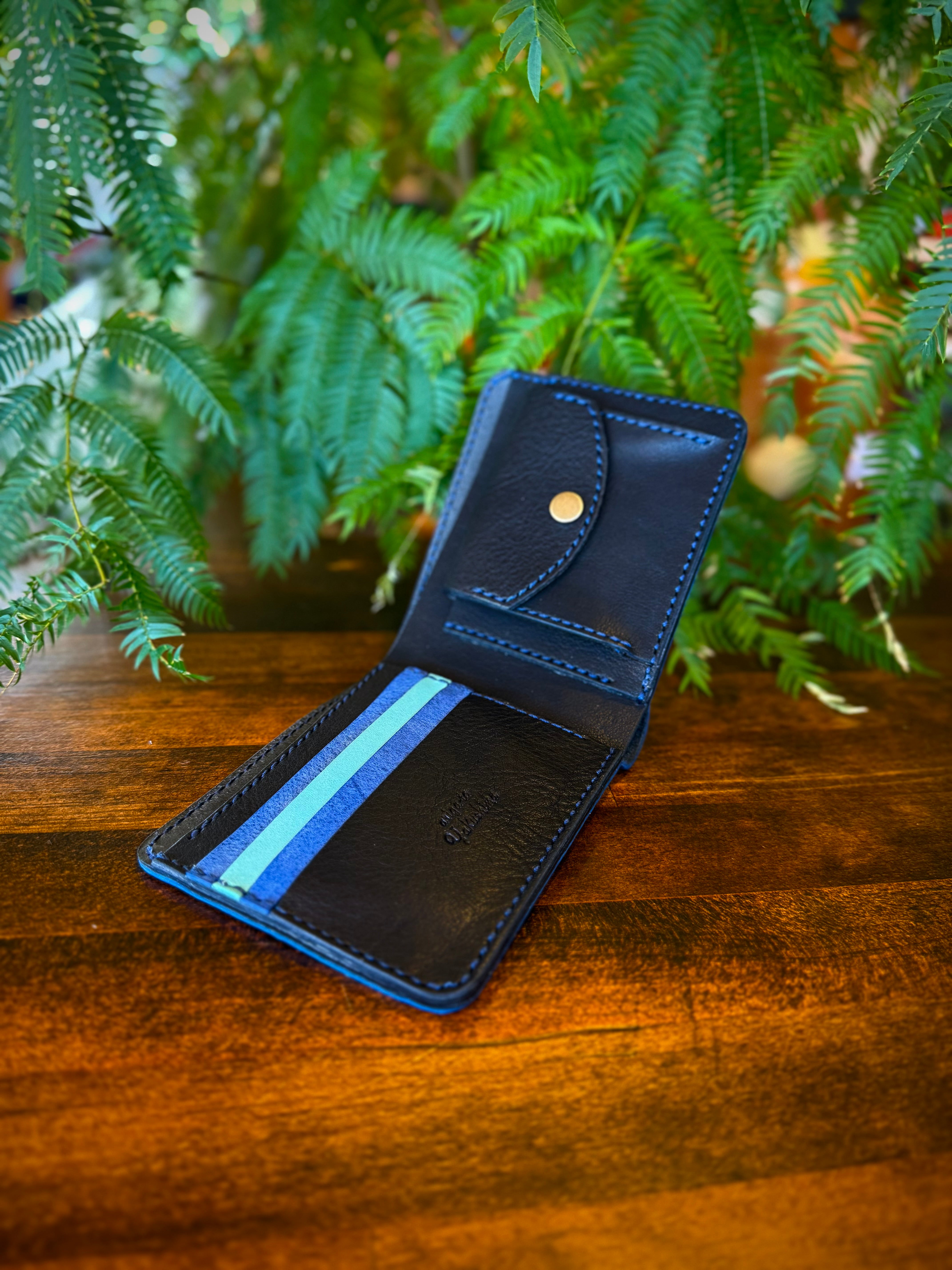 【蝦夷鹿革】二つ折り財布（ブルー）