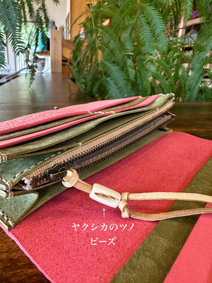 Clutch-style long wallet (cherry blossom)