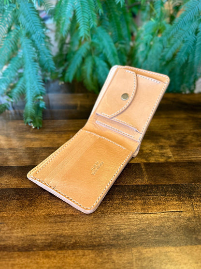 Bi-fold wallet (natural)