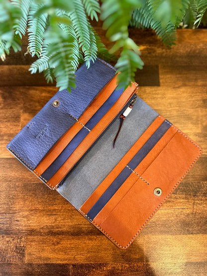 Clutch bag style long wallet (Yakukai)