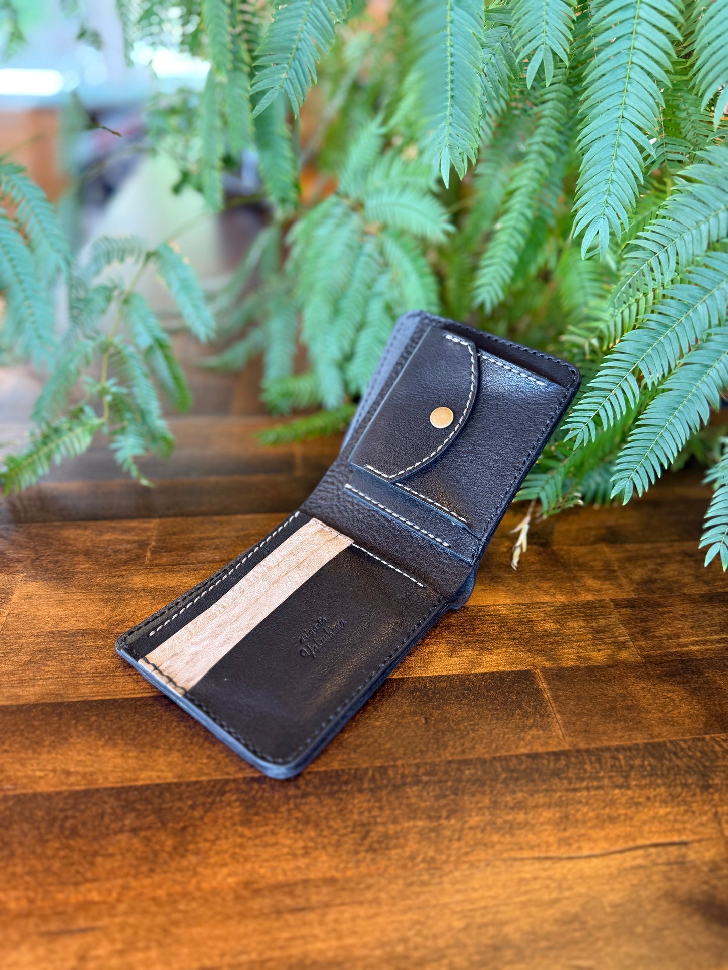 【京鹿革】二つ折り財布「黒味岳」