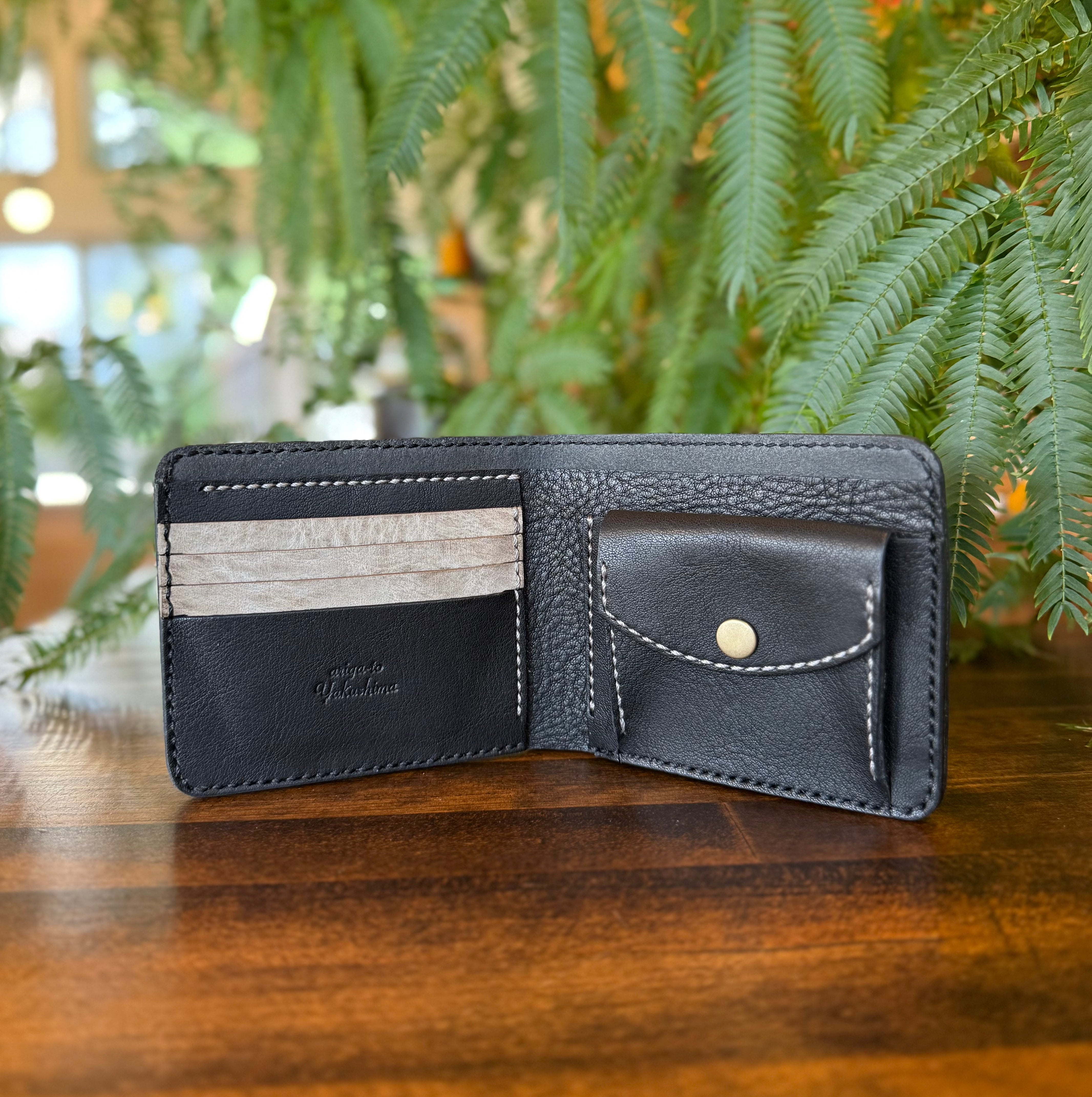 【京鹿革】二つ折り財布「黒味岳」