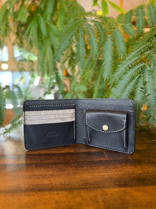 【京鹿革】二つ折り財布「黒味岳」