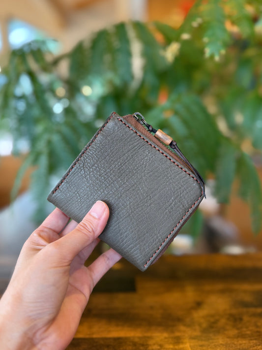 【屋久鹿革】究極の島財布（カーキ）
