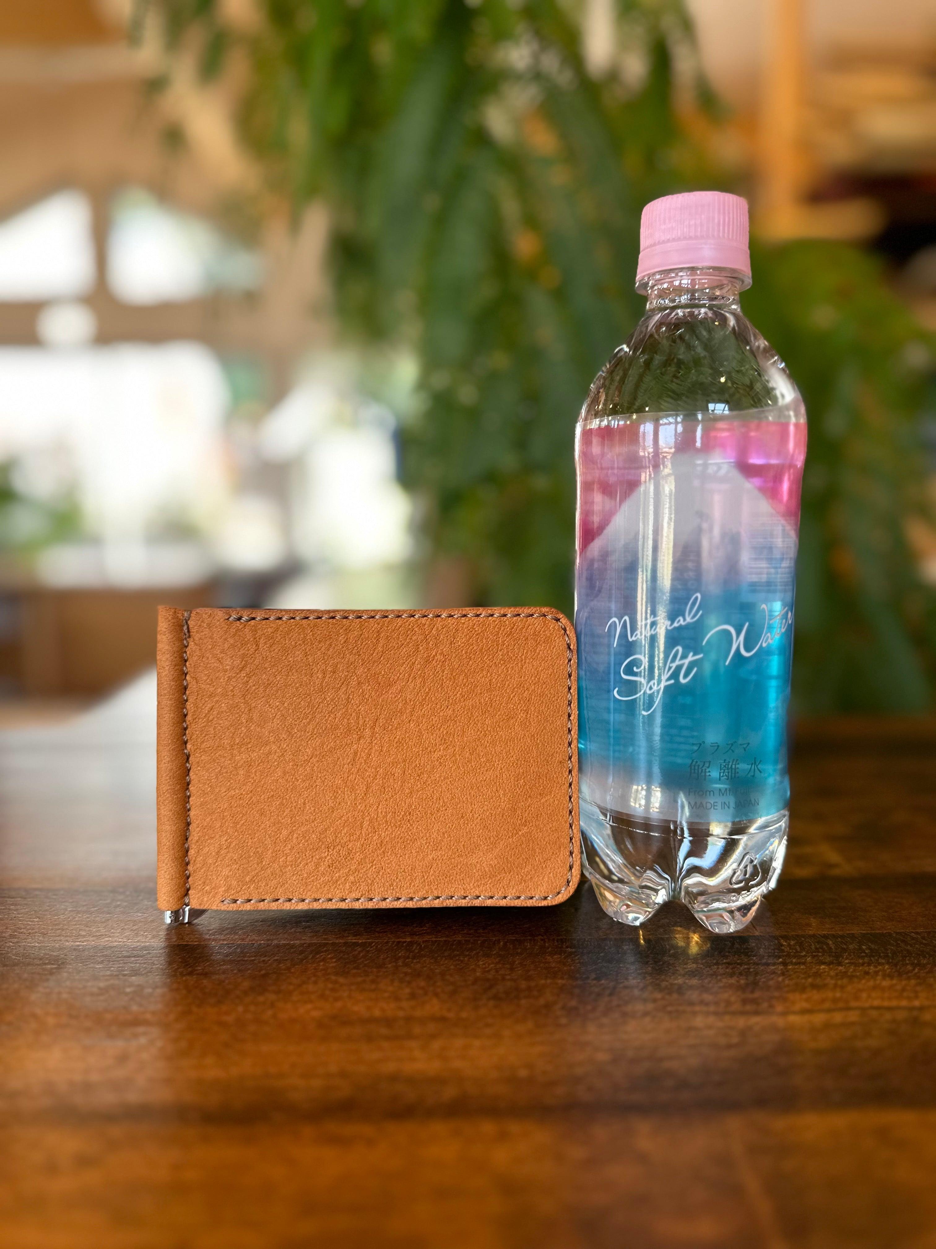 マネークリップ(島の土色)