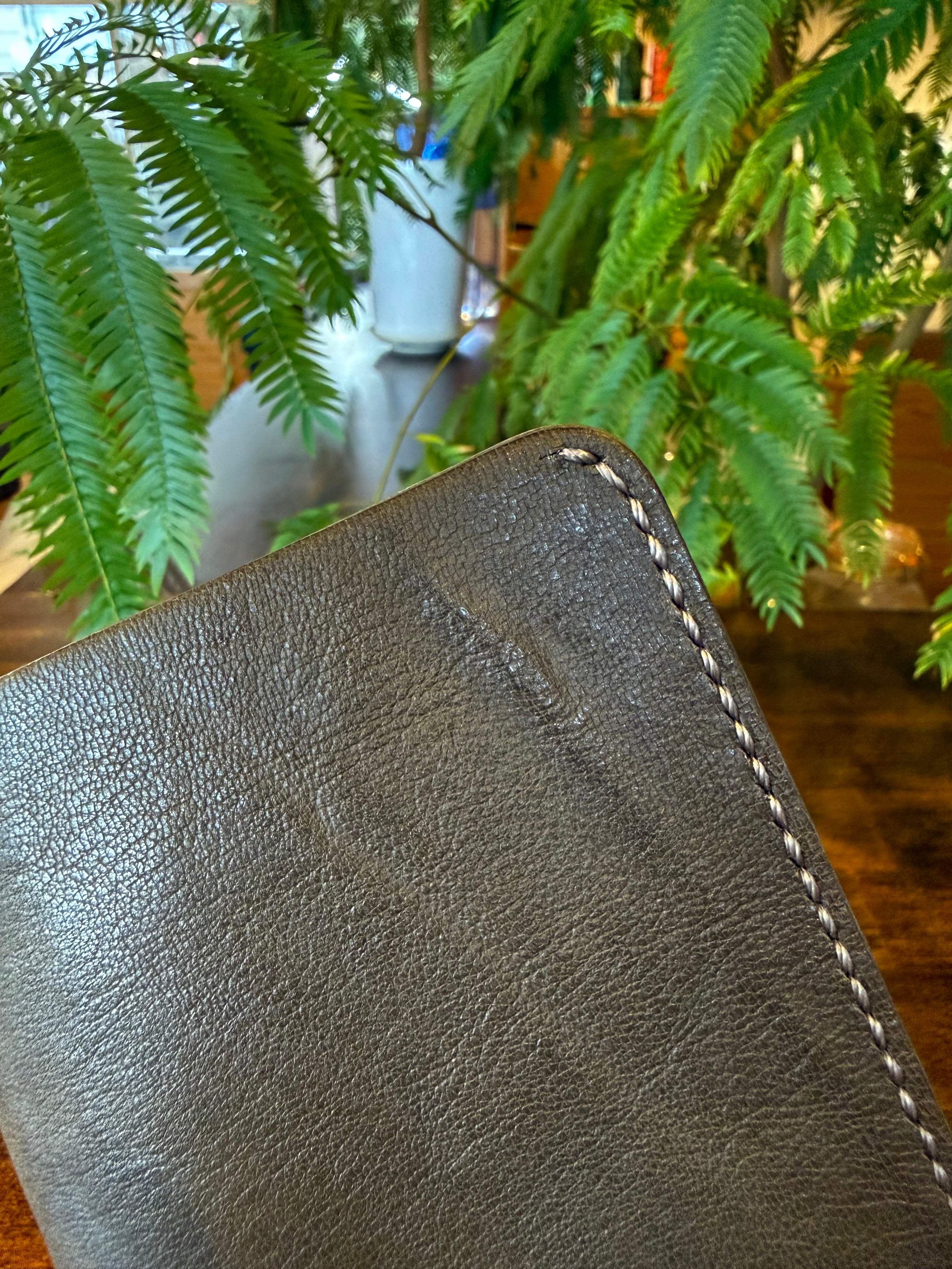 【屋久鹿革】家計管理Wallet(カーキ)【決闘の申し子】