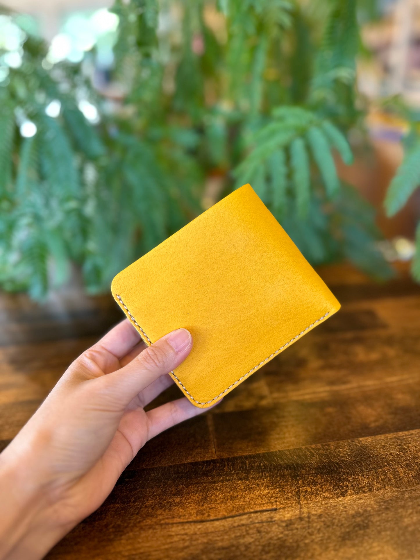 Bi-fold wallet (Hitotsubu Manbai Day)