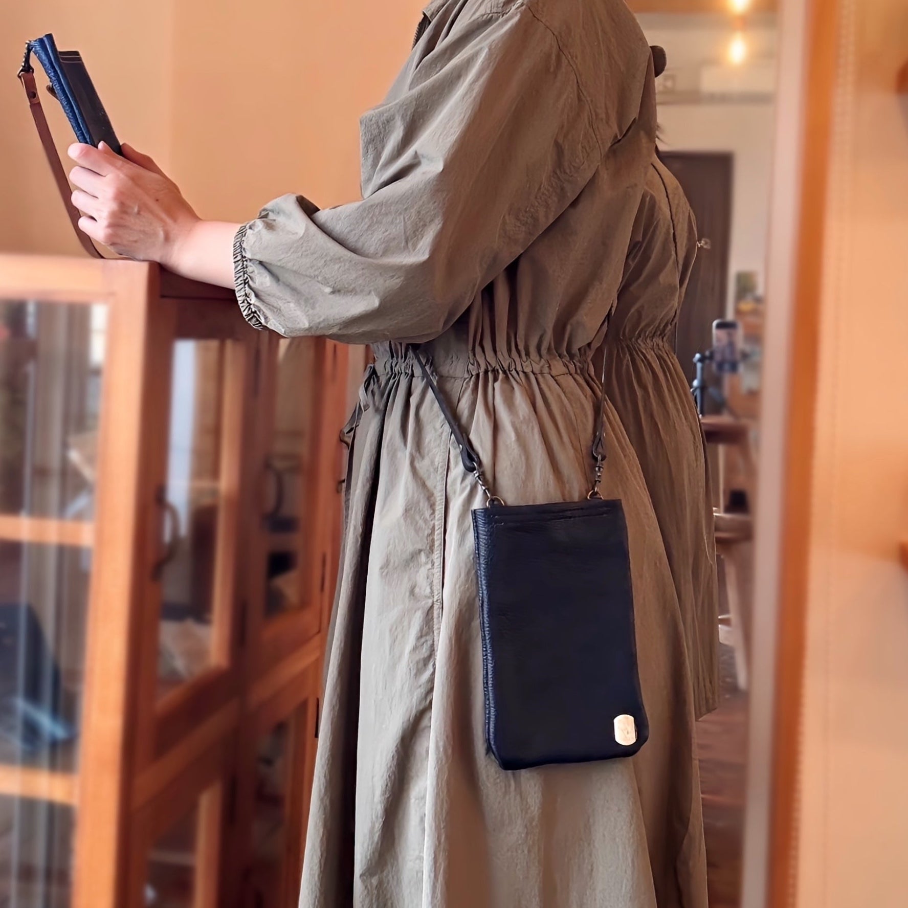 サコッシュ・京鹿革×屋久鹿のツノ（ブラック）