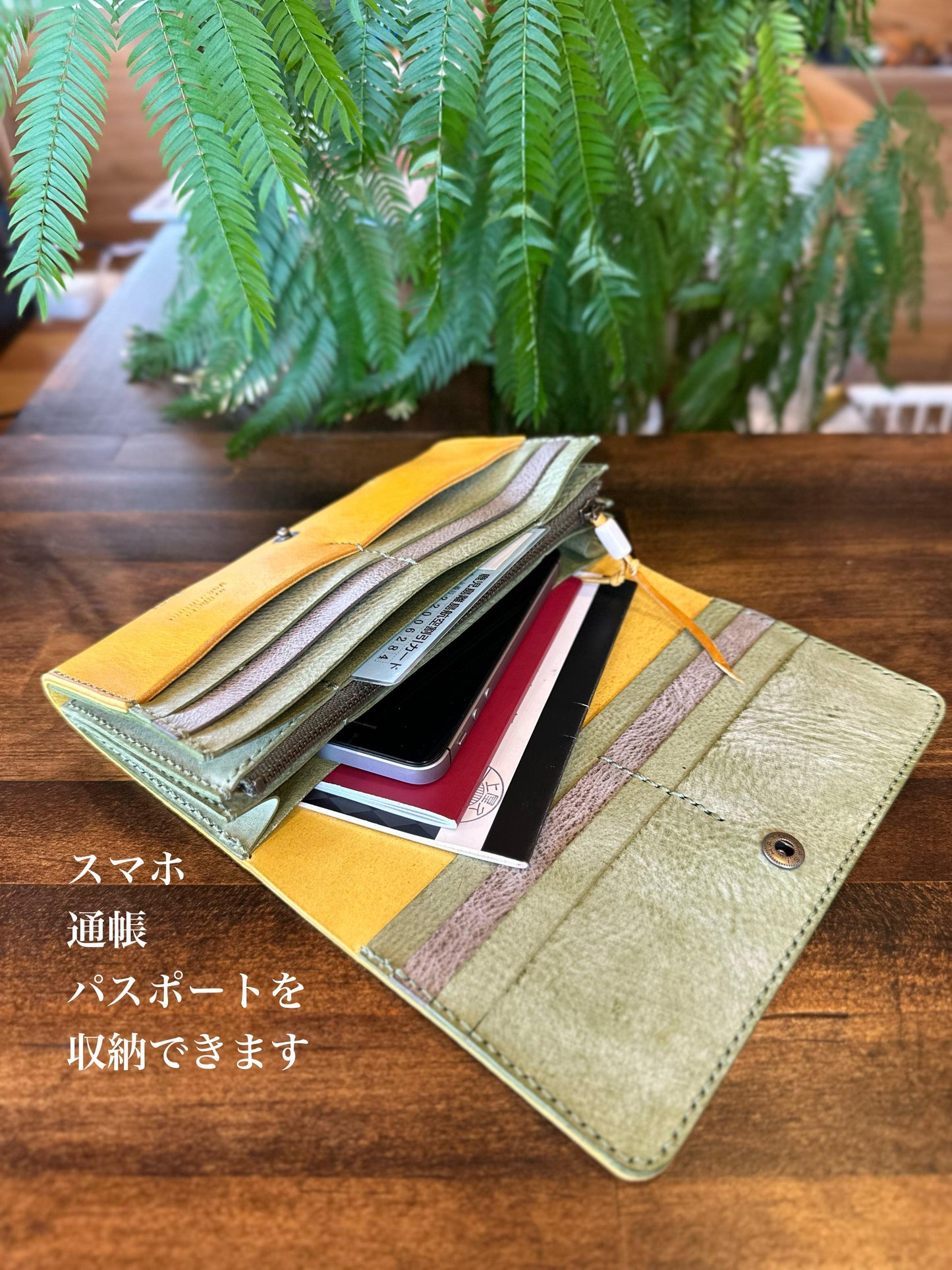 Clutch bag style long wallet (Ichiri Manbai day)