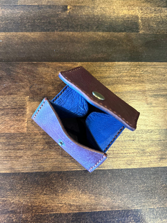 Box-shaped coin case (brown x blue)