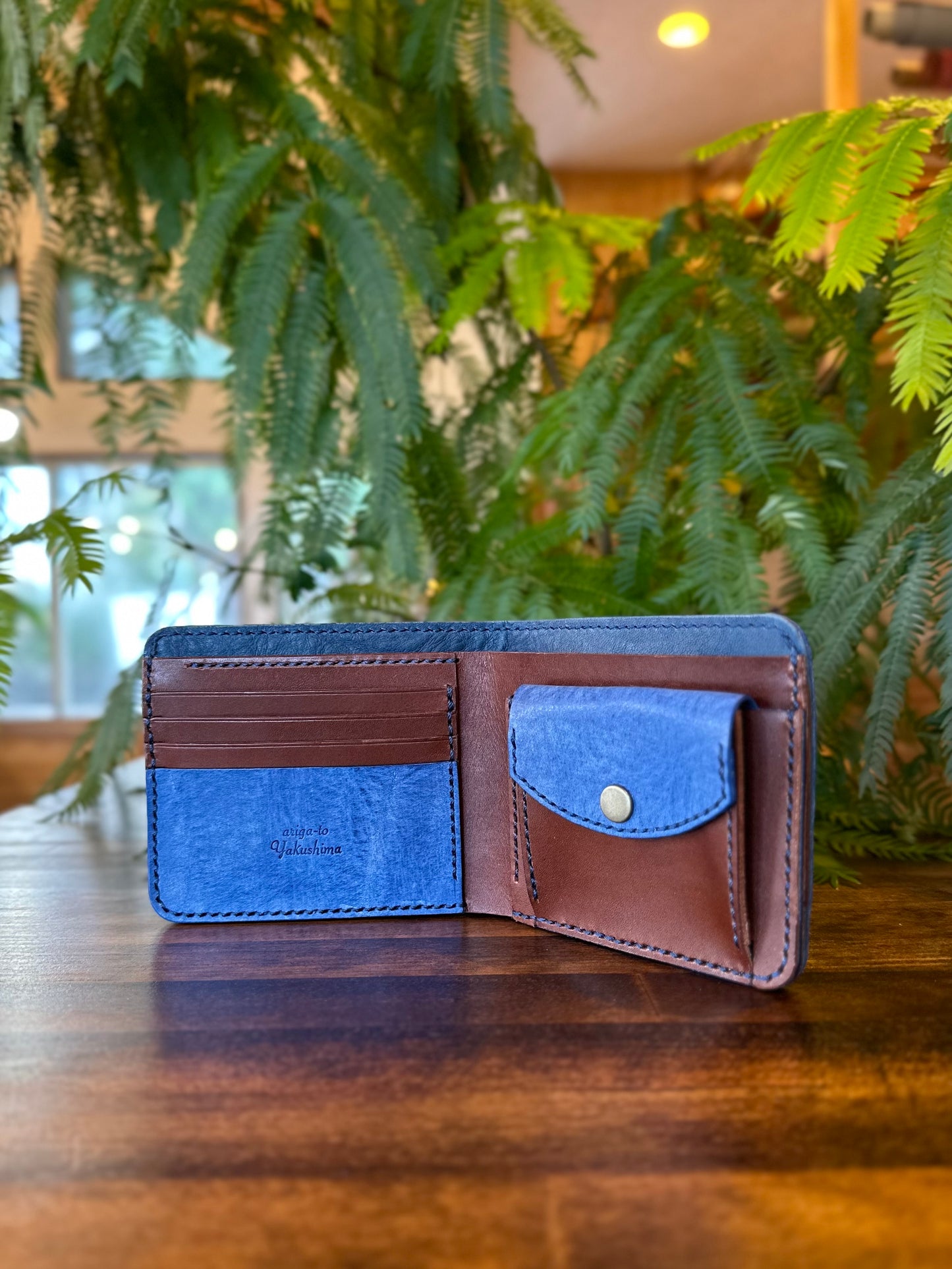 Bi-fold wallet (Yakukai) 