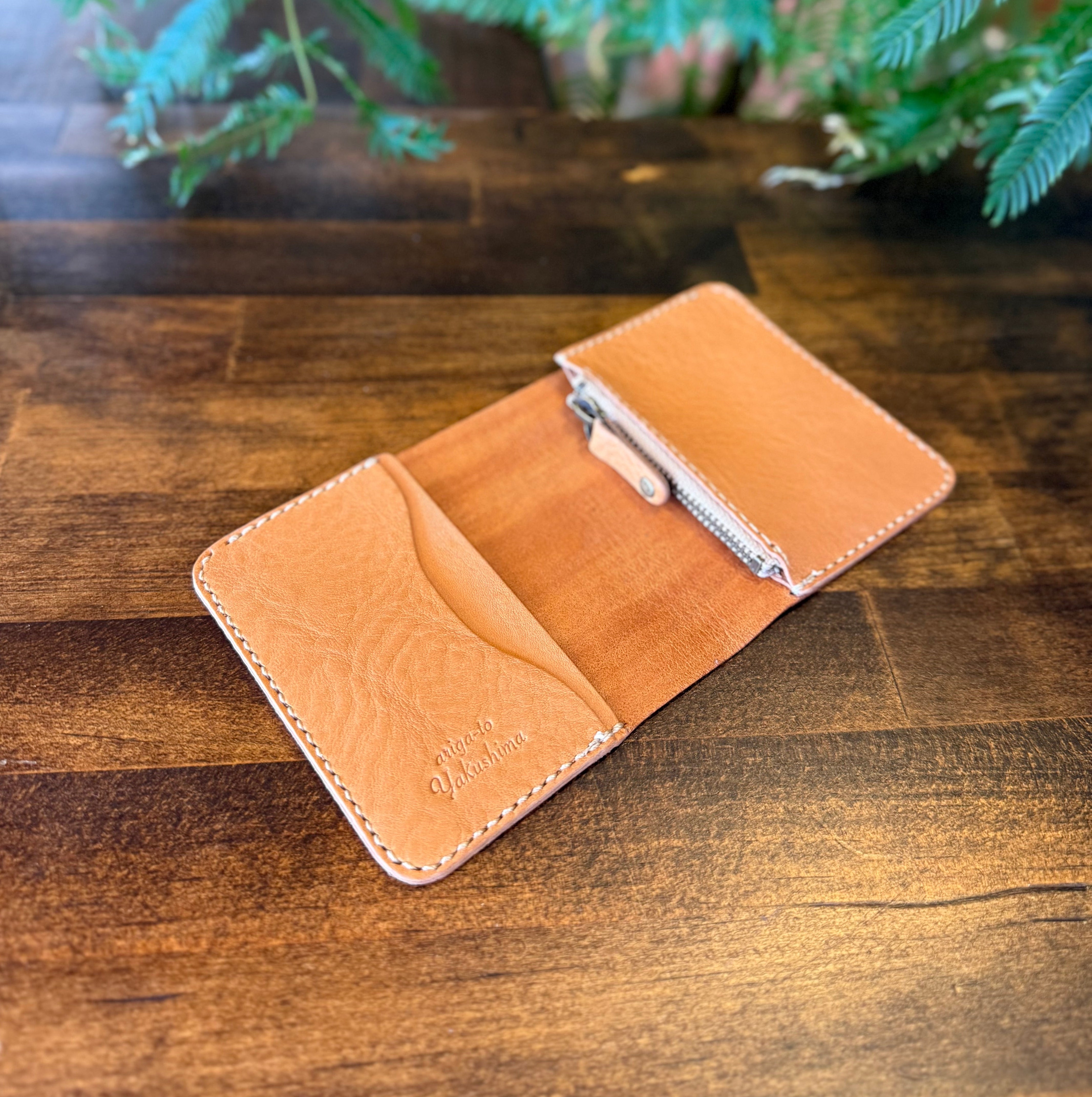 [Yakushika Deer Leather] Household Budget Wallet / Camel