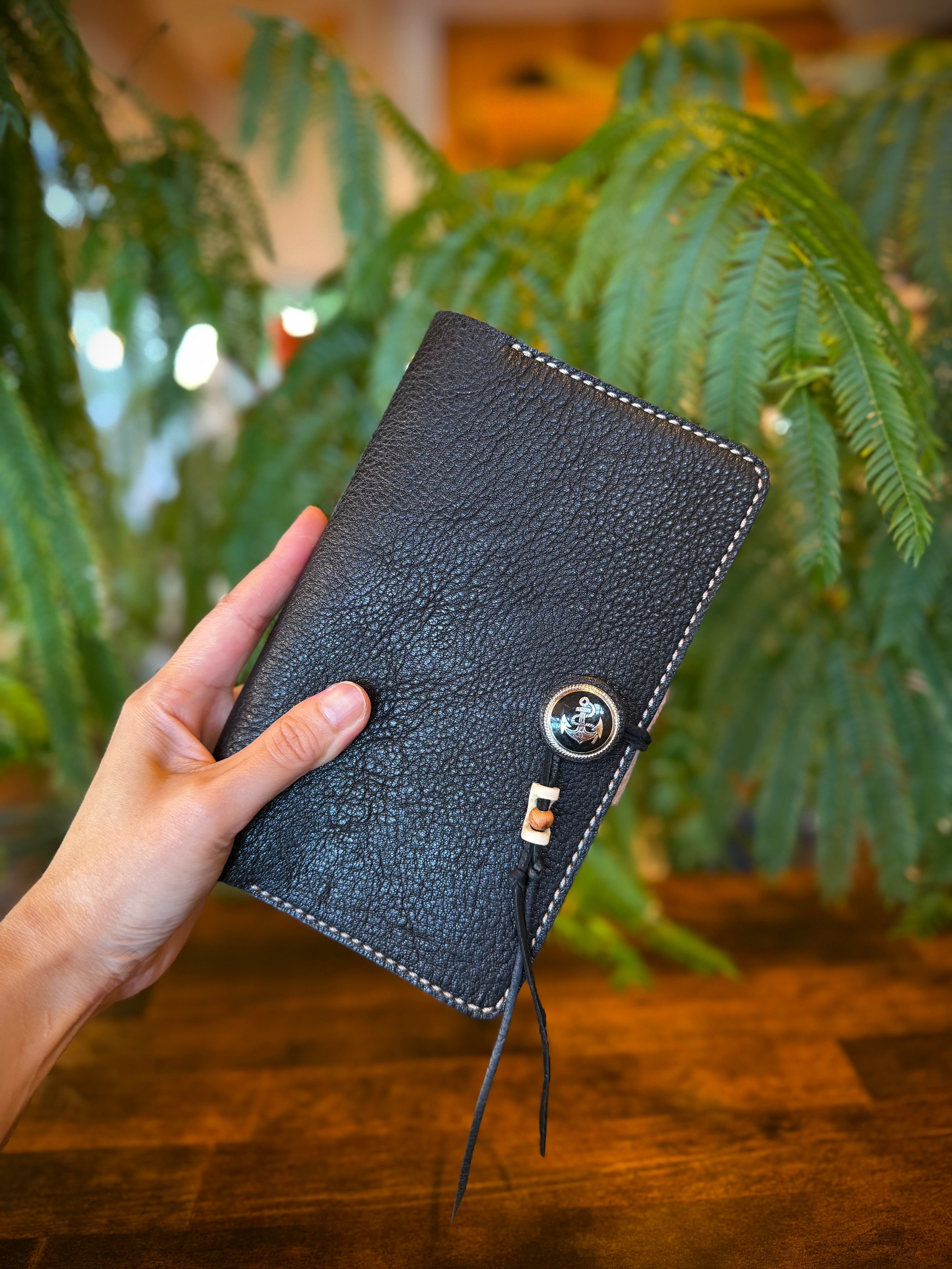 【一点物・京鹿革】システム手帳カバー〈バイブルサイズ〉