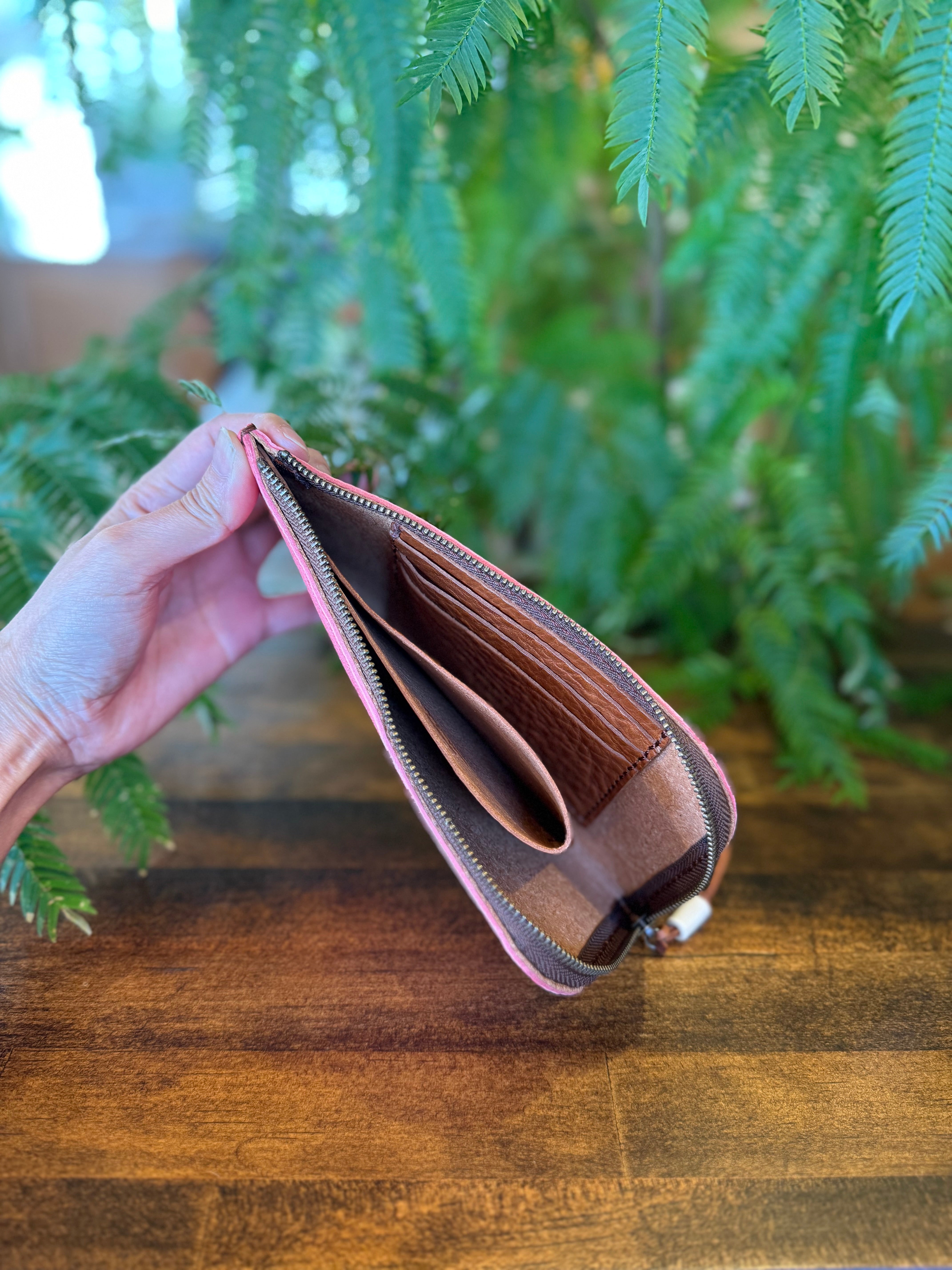 【屋久鹿革】島財布セミロング(カードポケット・屋久杉と夜光貝の切子柄ボタン付)