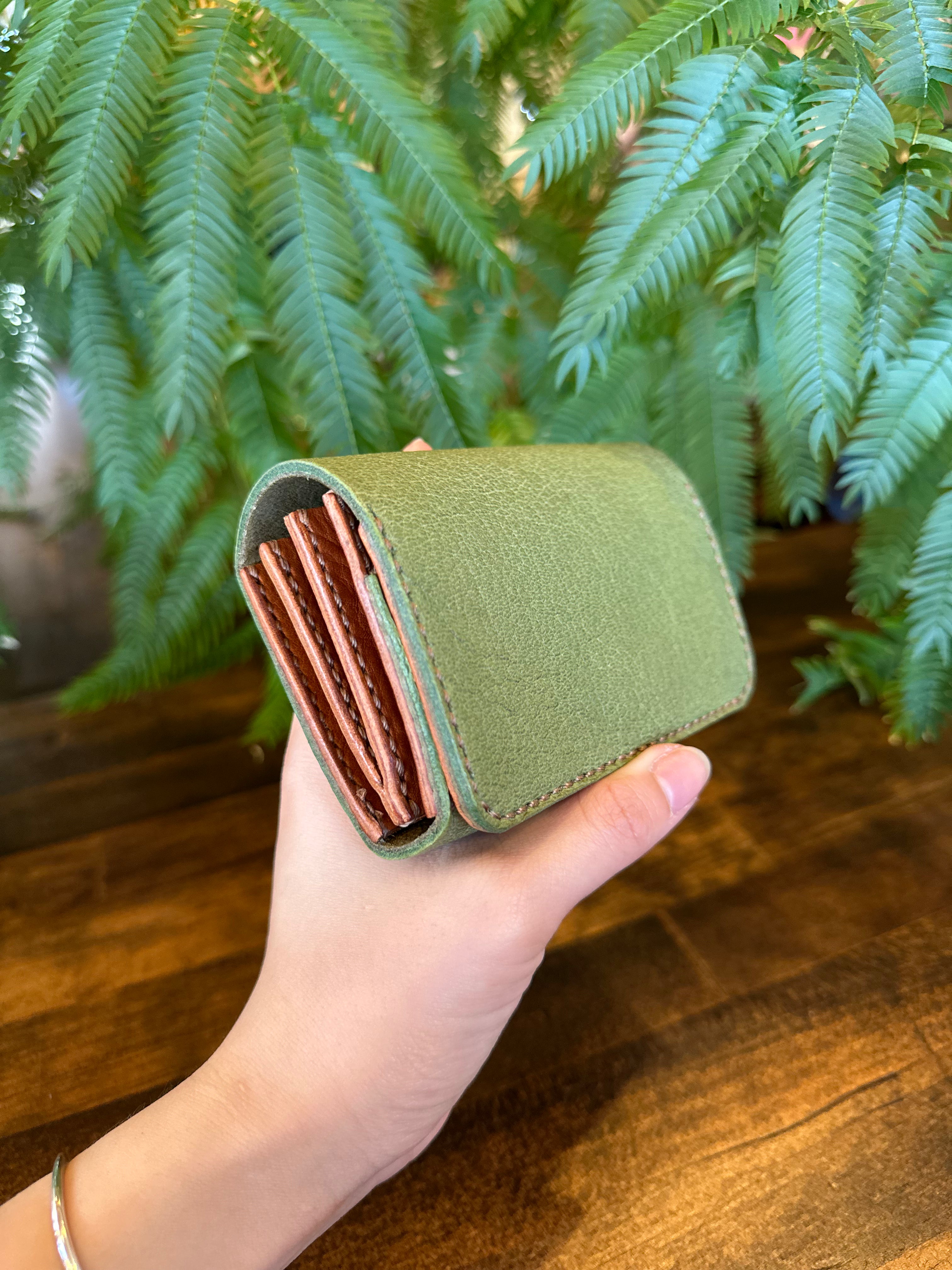 【屋久鹿革】こぢんまり財布(苔)
