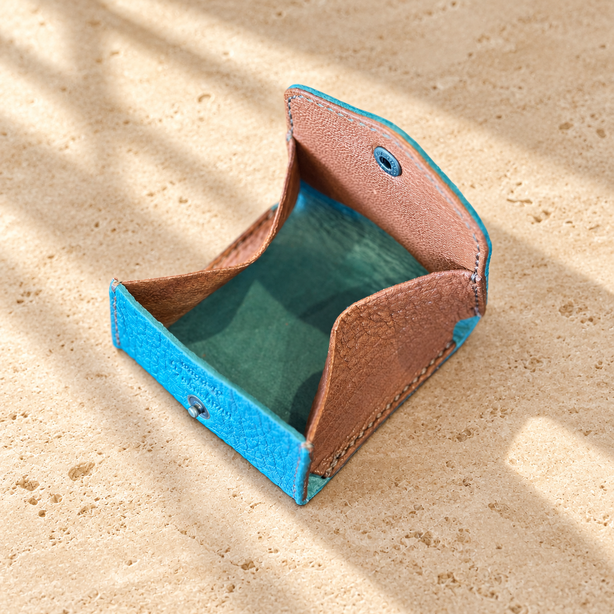 [Yakushika Deer Leather x Kyo-shikagawa Deer Leather] Box-shaped Coin Case / Turquoise x Brown